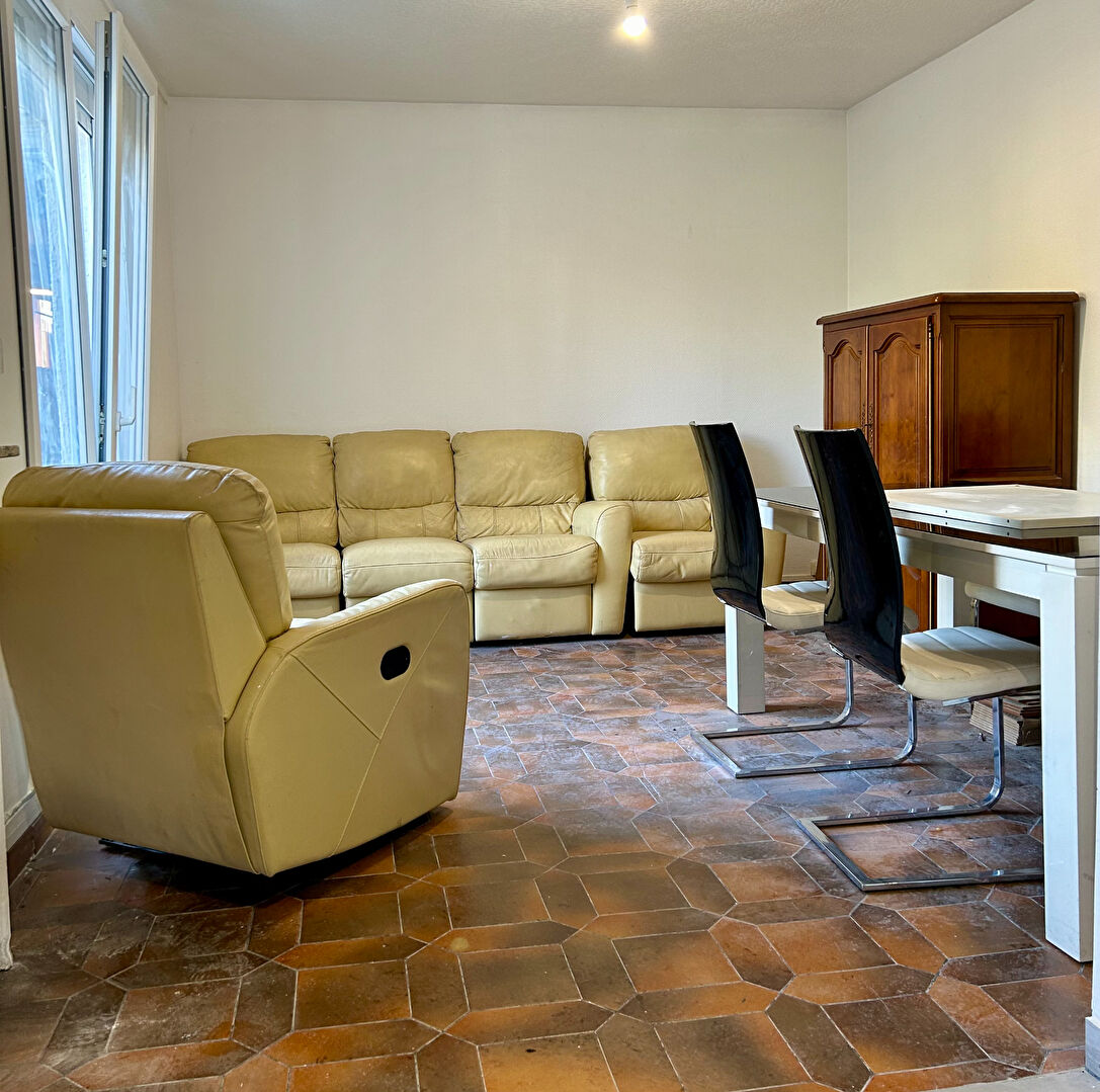 Photo Copropriété entière de 299m² - Créteil image 3/6