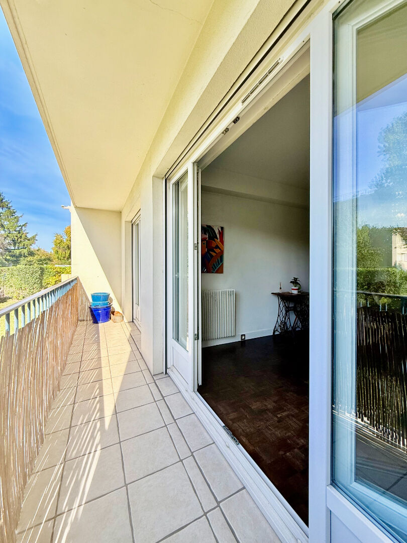 Photo Appartement Creteil 3 pièce(s) 66 m2 image 6/6