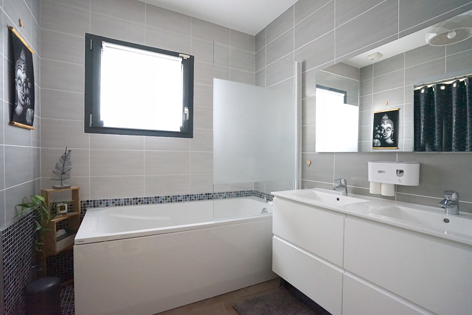 Photo Maison Prestige avec studio à Saint Cyr sur le Rhône image 6/6