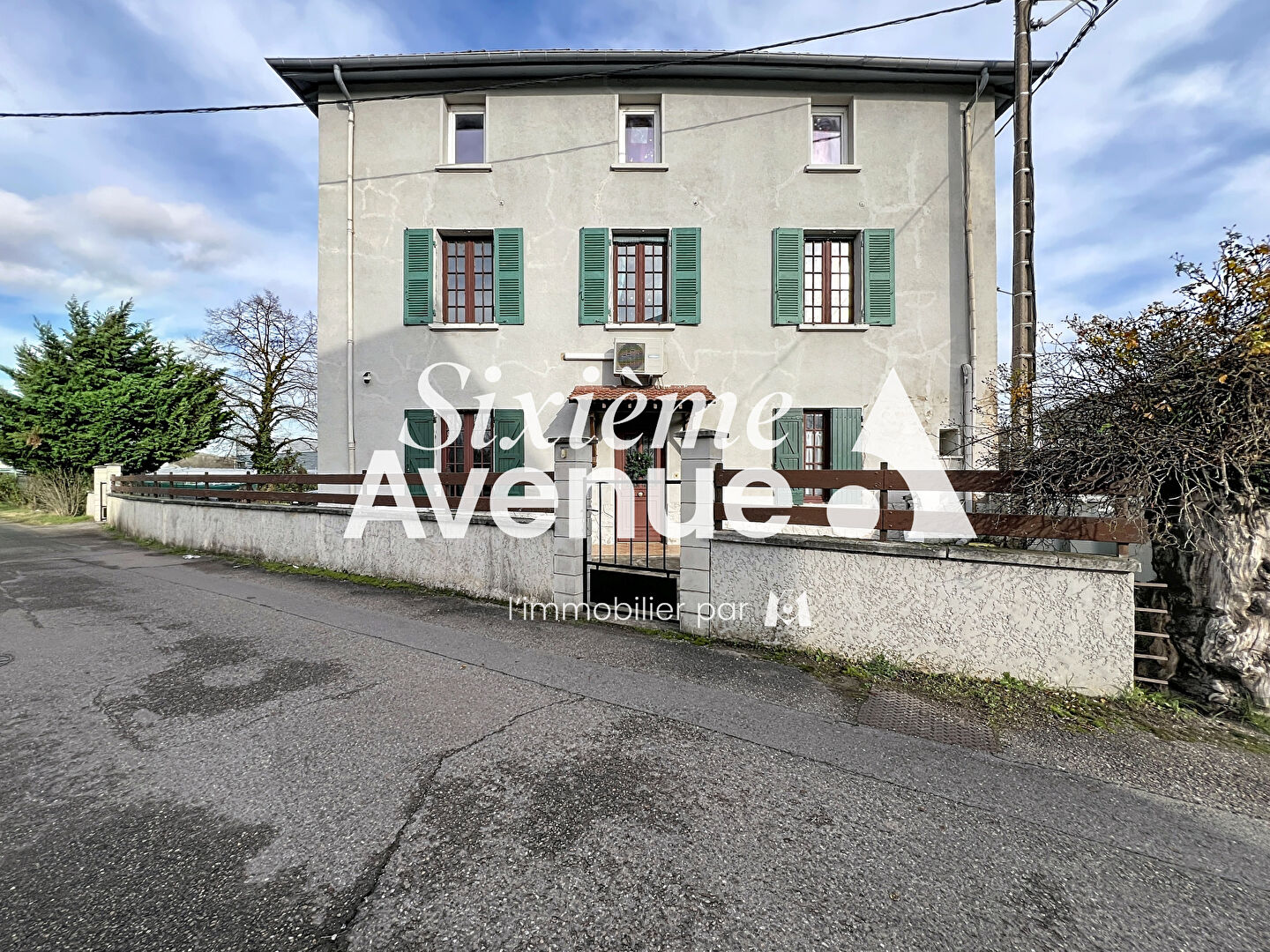 Agence immobilière de Stéphane Plaza Immobilier Saint Symphorien d'Ozon