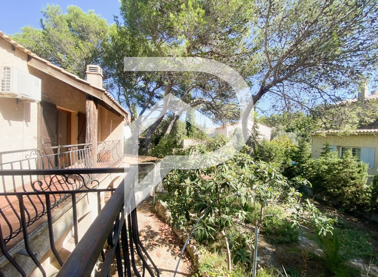 Photo Maison Saint Mitre Les Remparts 7 pièce(s) 182 m2 image 4/6