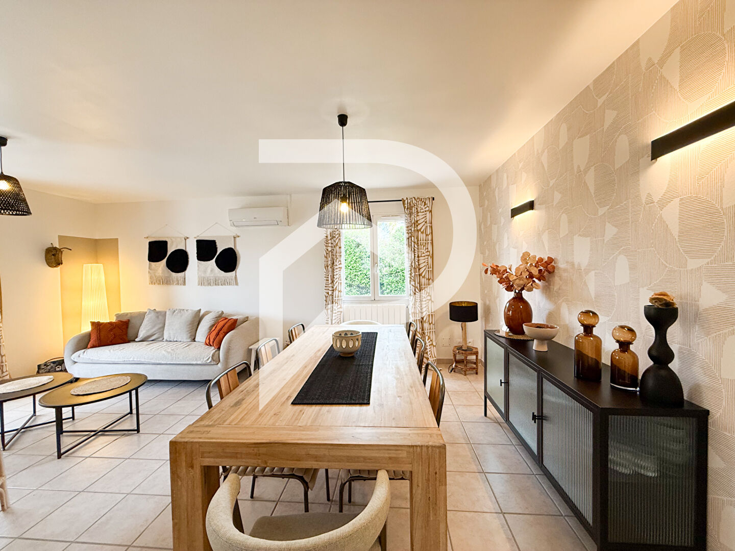 Photo CHARMANT PLAIN-PIED - QUARTIER PRISÉ - PISCINE & TERRAIN DE BOULES - ISTRES image 5/6