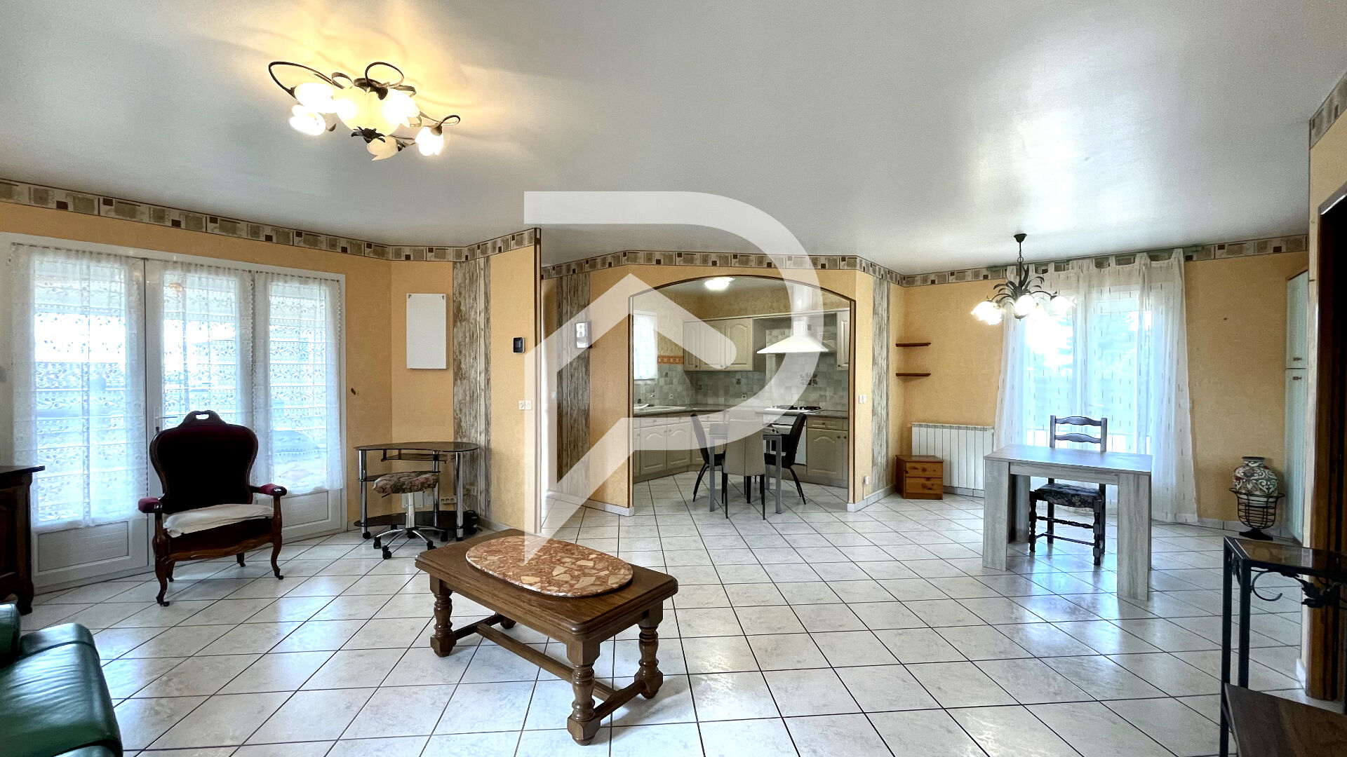 Maison  5 pièce(s) 97 m2