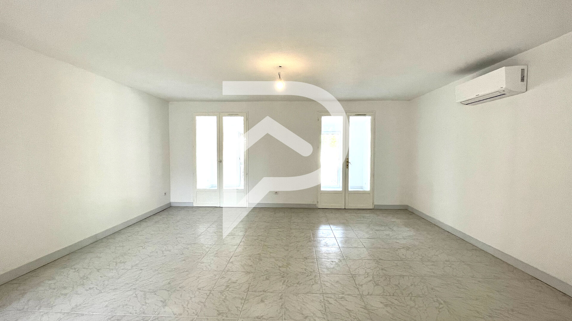 Photo Maison Istres 4 pièce(s) 74 m2 image 2/6