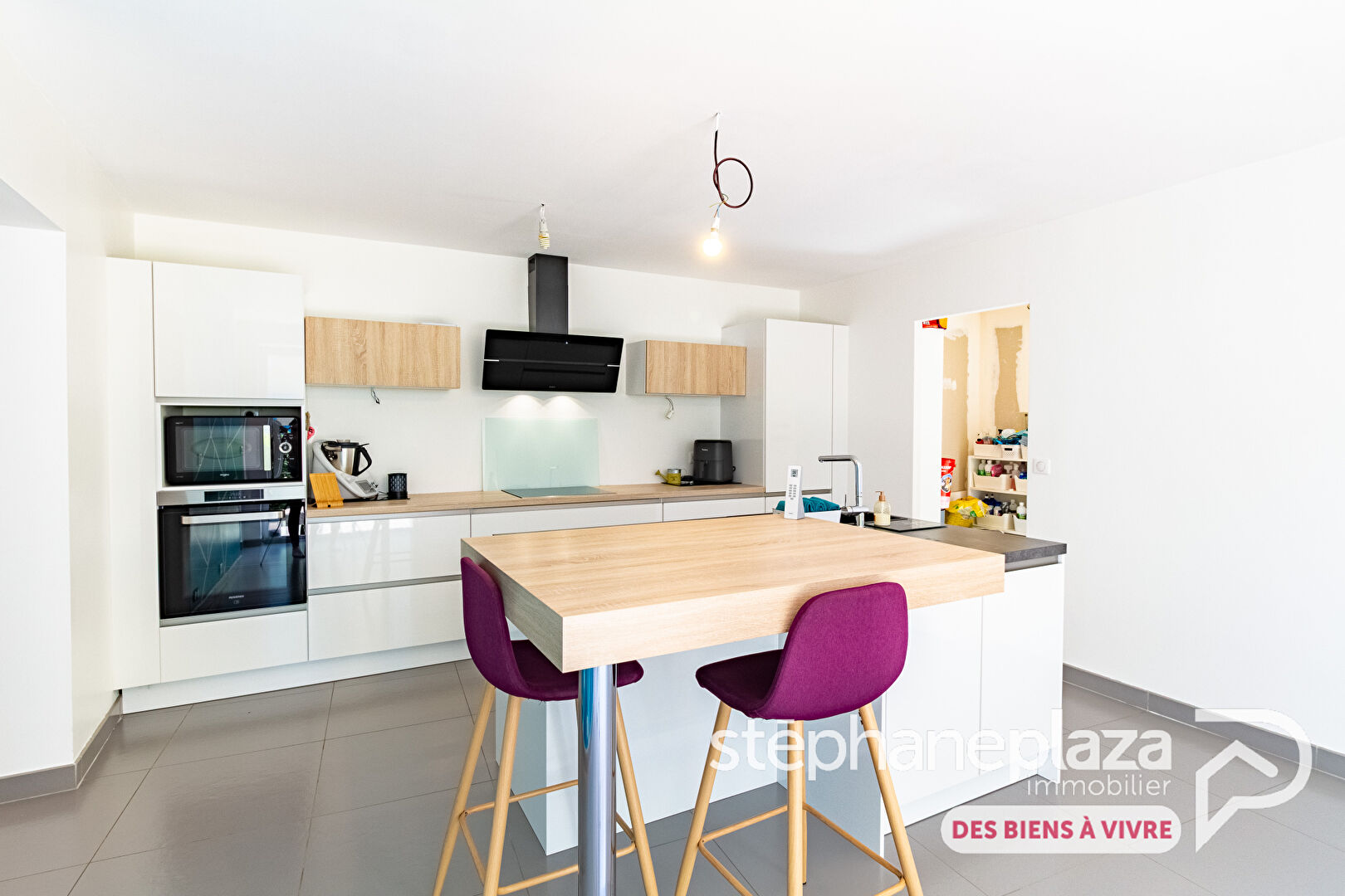 Maison de village 139m² - 2 chambres + cave à St Trivier-sur-Moignans