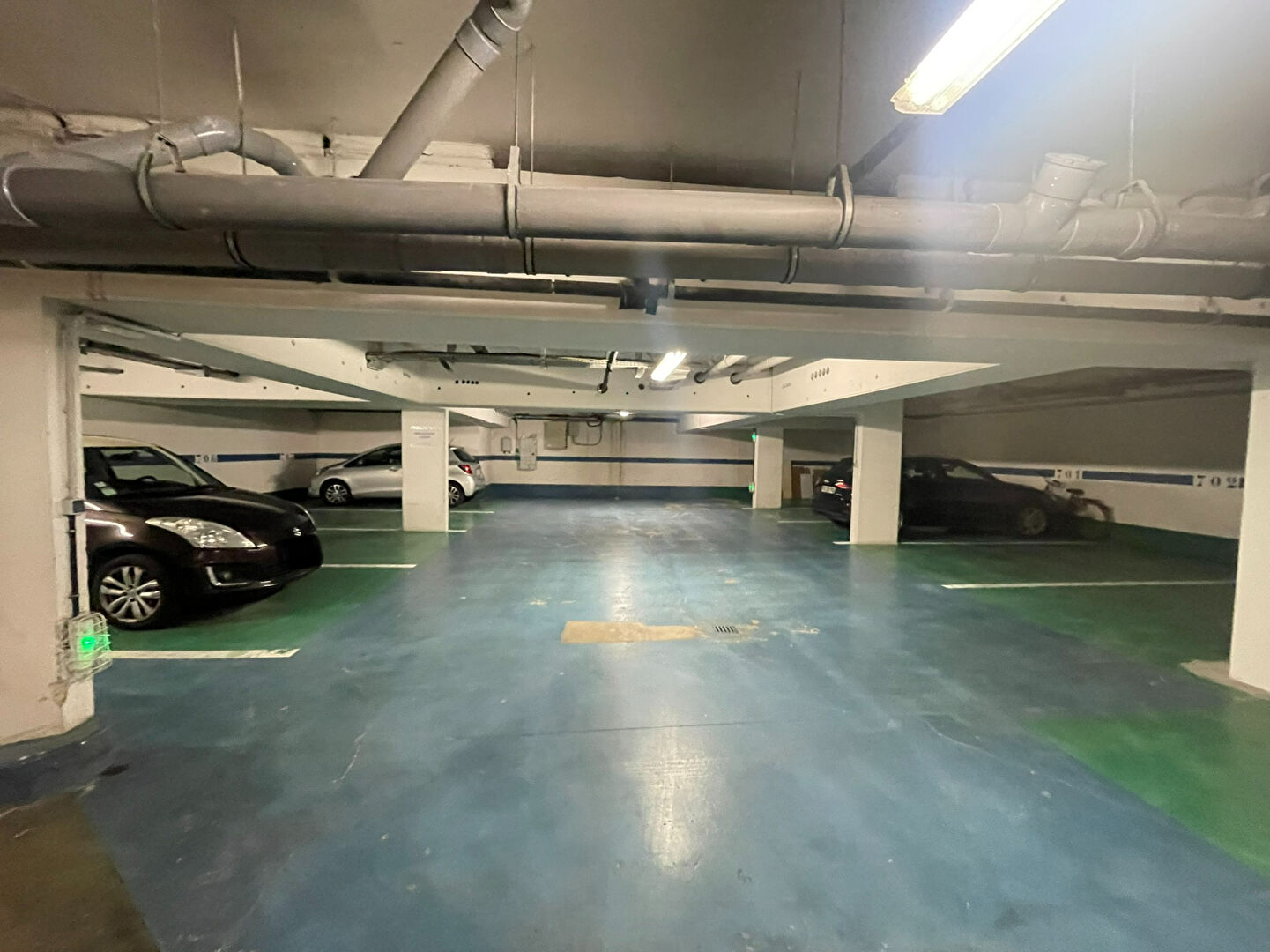 Photo Parking sous terrain dans une résidence sécurisée image 2/4