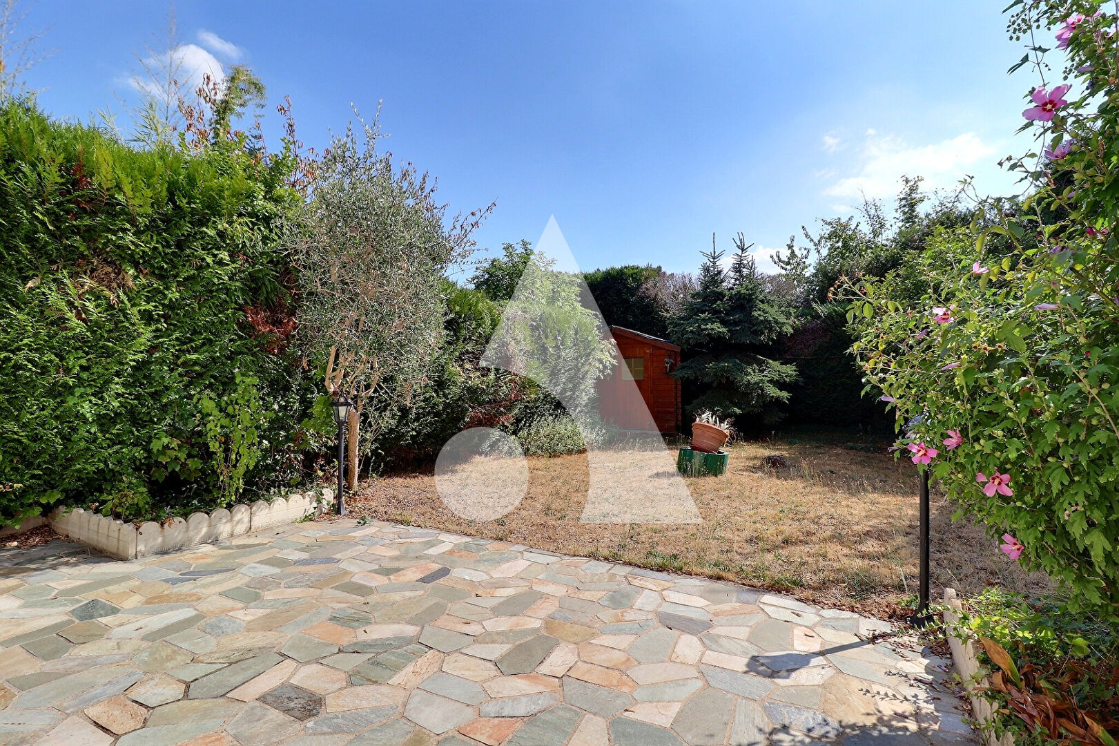 Pavillon individuel avec jardin - quartier Pasteur proche gare