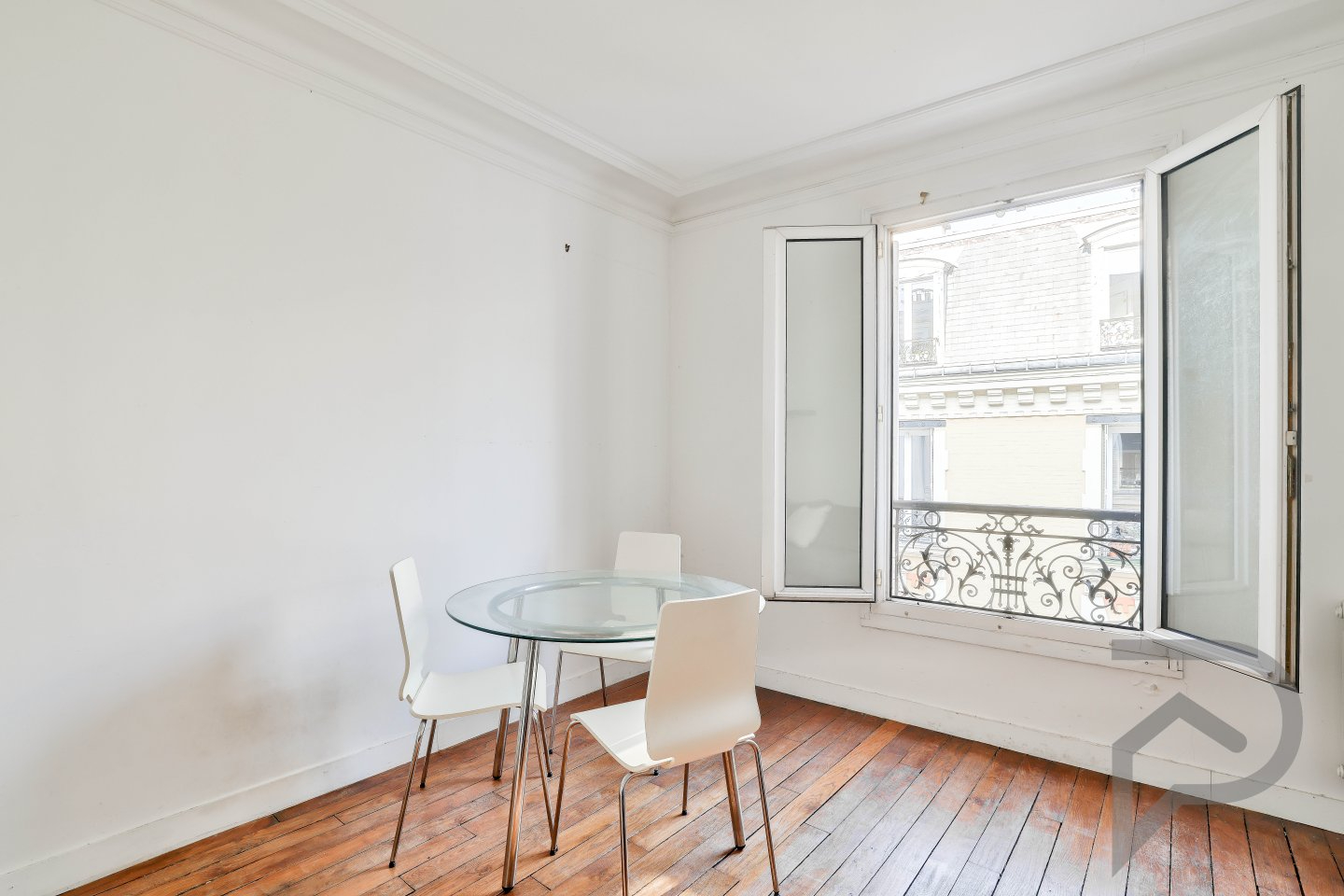 Photo Appartement Paris 2 pièce(s) 36 m2 image 2/6