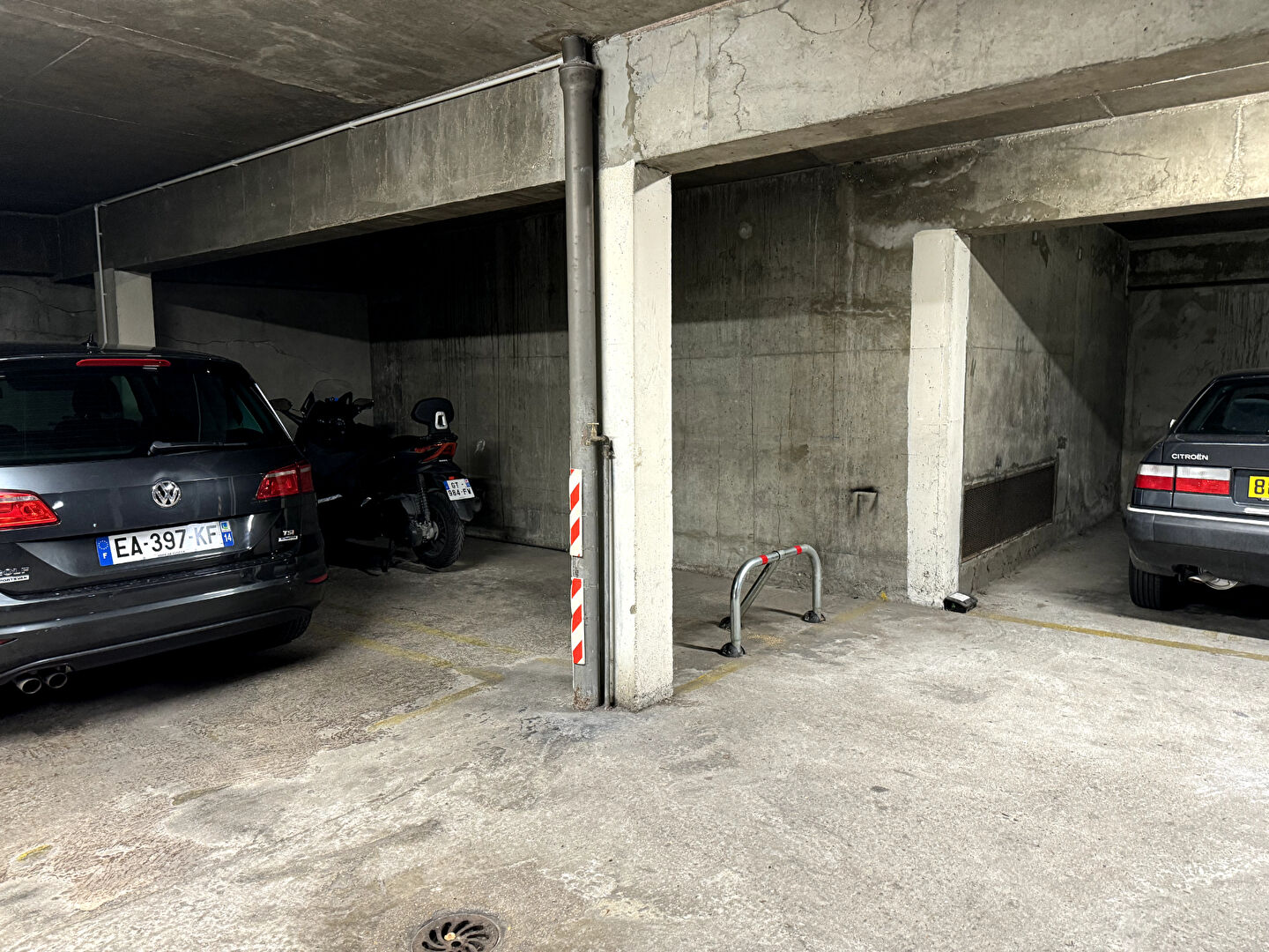 Photo Parking 2 roues image 4/6