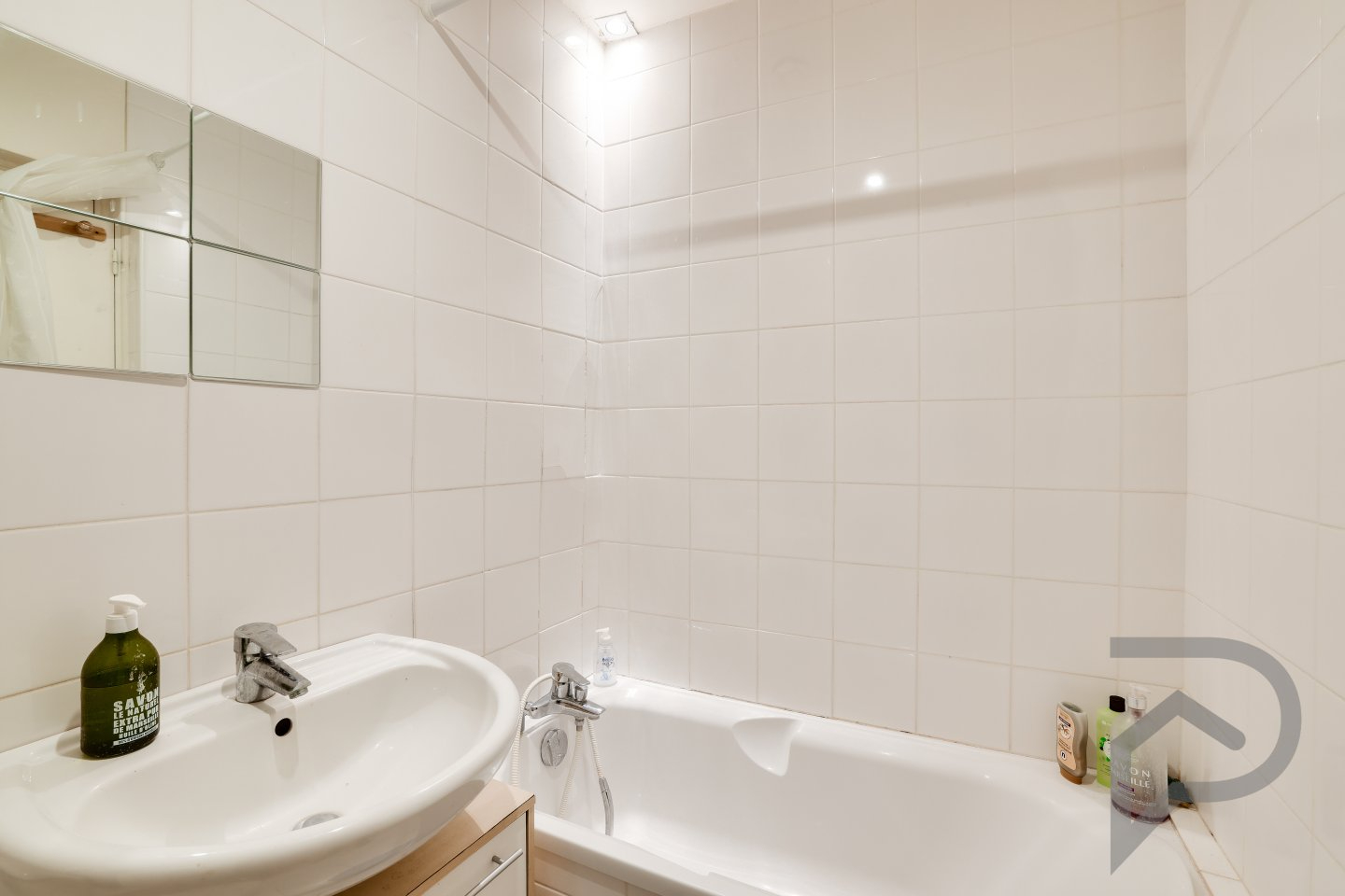 Photo Appartement avec usage commercial possible Paris 1 pièce(s) 27 m2 image 5/6