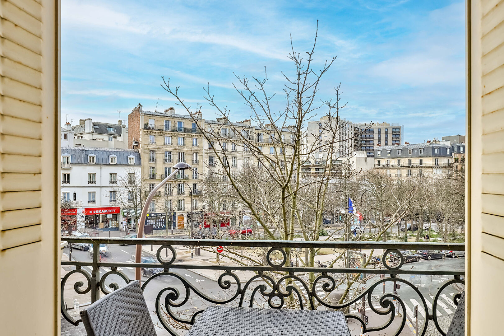 Photo Appartement Paris 5 pièce(s) 140.6 m2 image 5/6