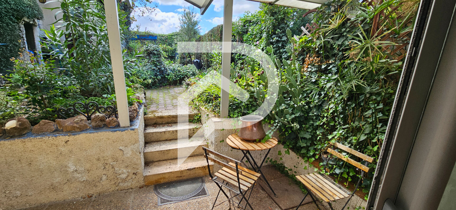 Photo Echoppe 5 pièce(s) 118m2 à rénover avec dépendance image 3/6