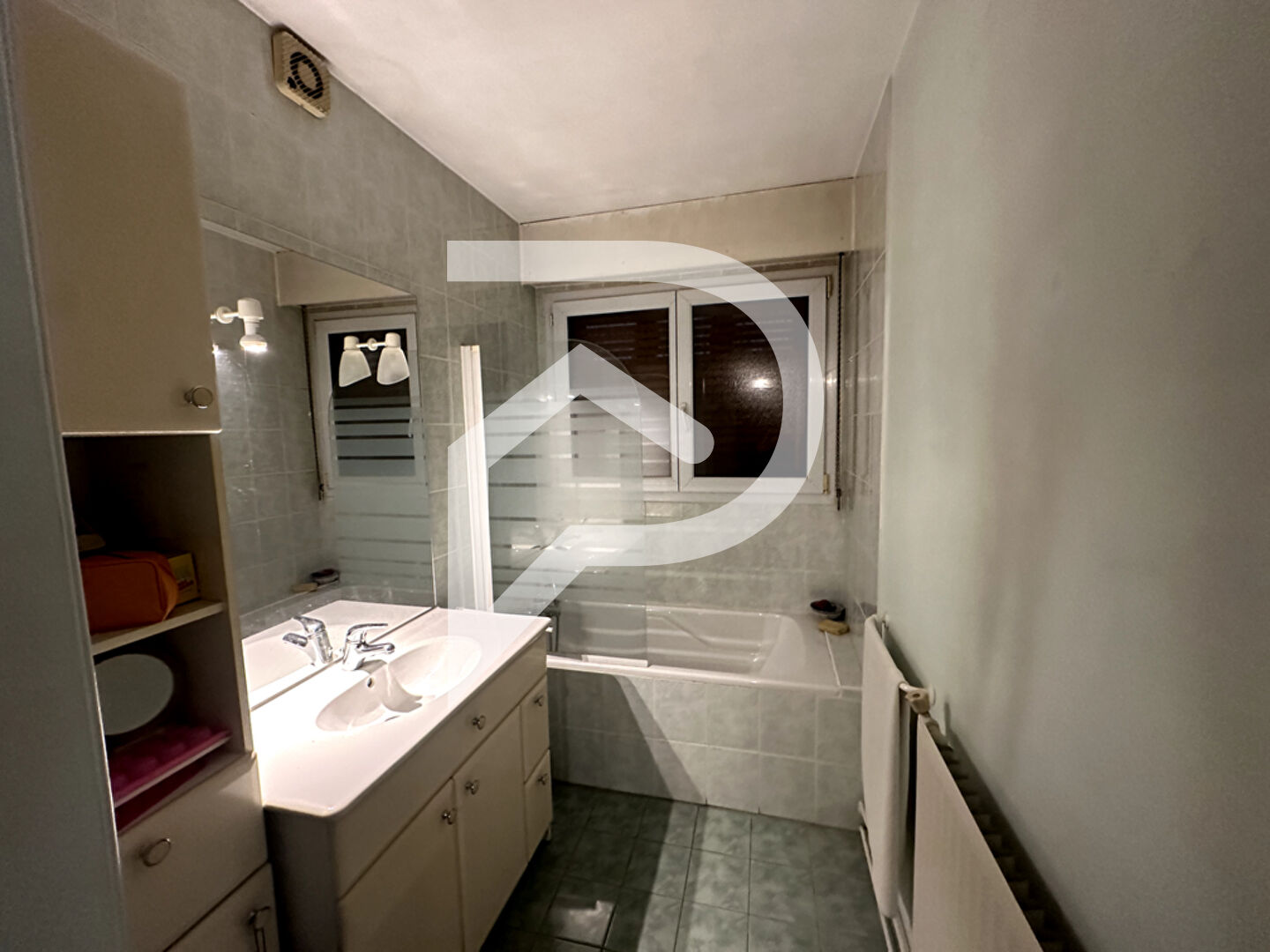 Photo Appartement Talence 4 pièce(s) 71.41 m2 avec balcon et Parking image 5/6