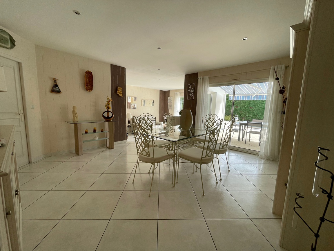 Photo Maison de plain-pied - 140 m² habitables image 3/6