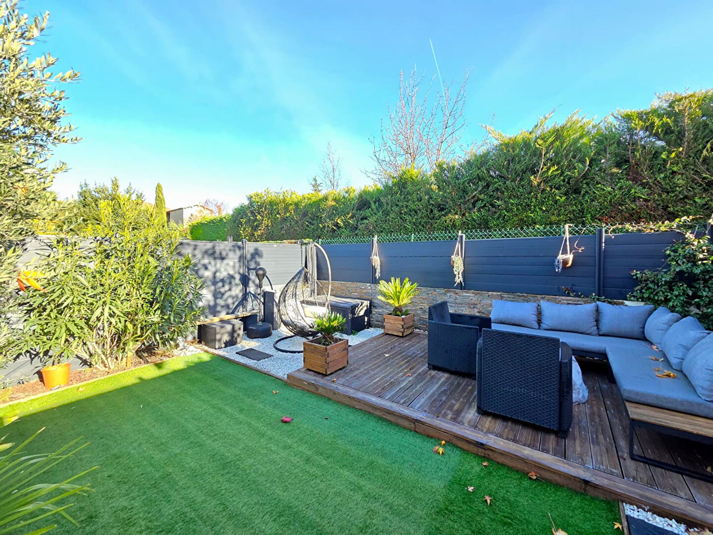 Maison familiale moderne à Rillieux Village