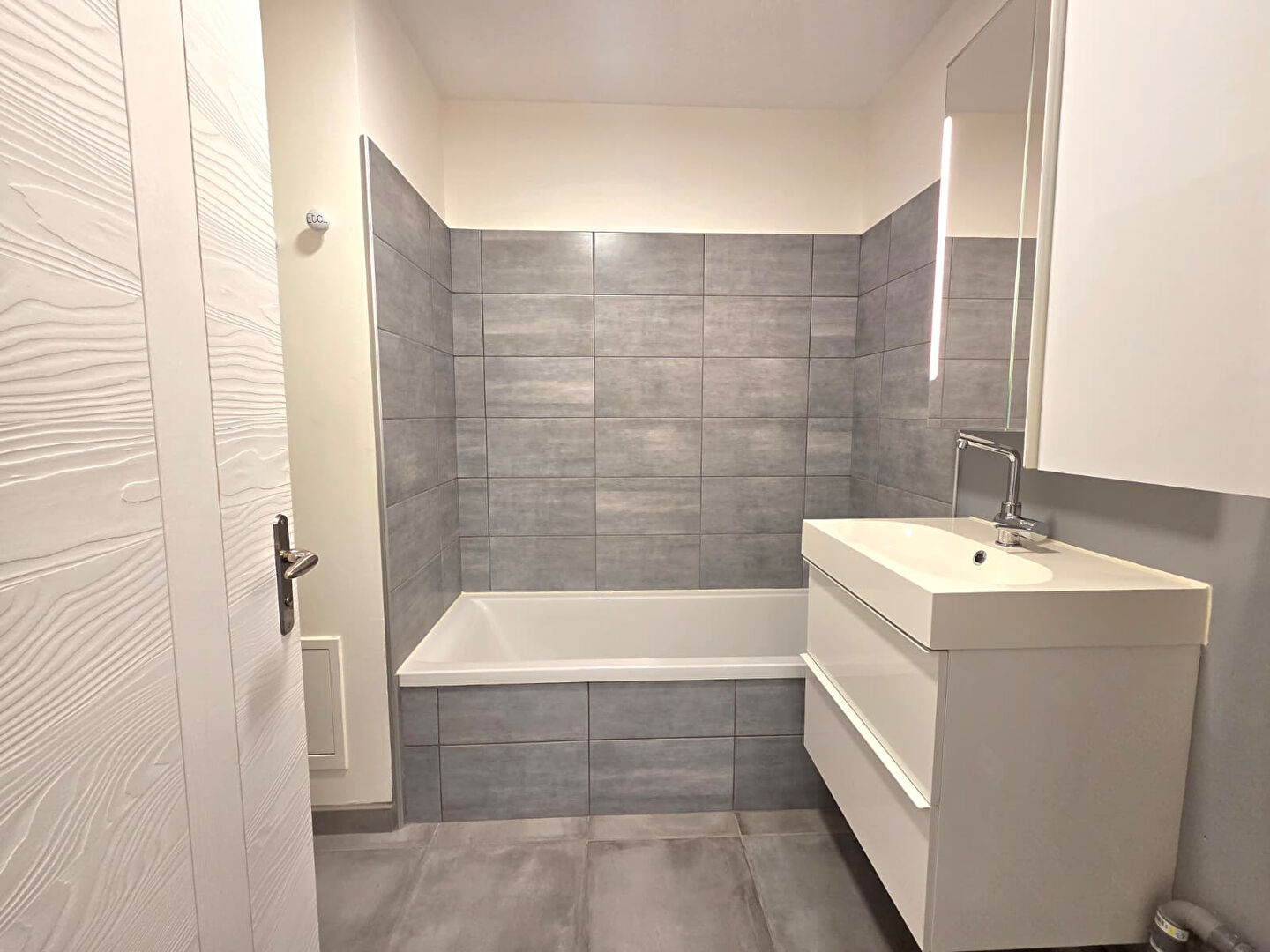 Grand T1 avec jardin terrasse et garage - Clé en main 