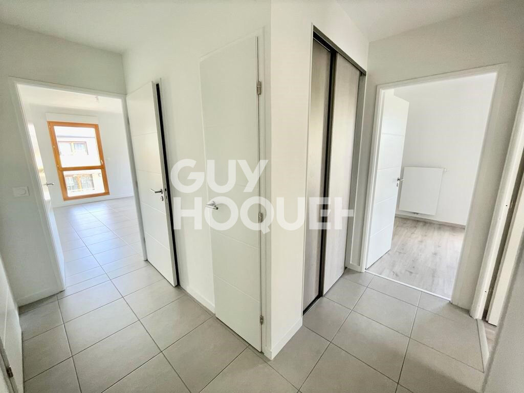 APPARTEMENT T4 SATHONAY-CAMP