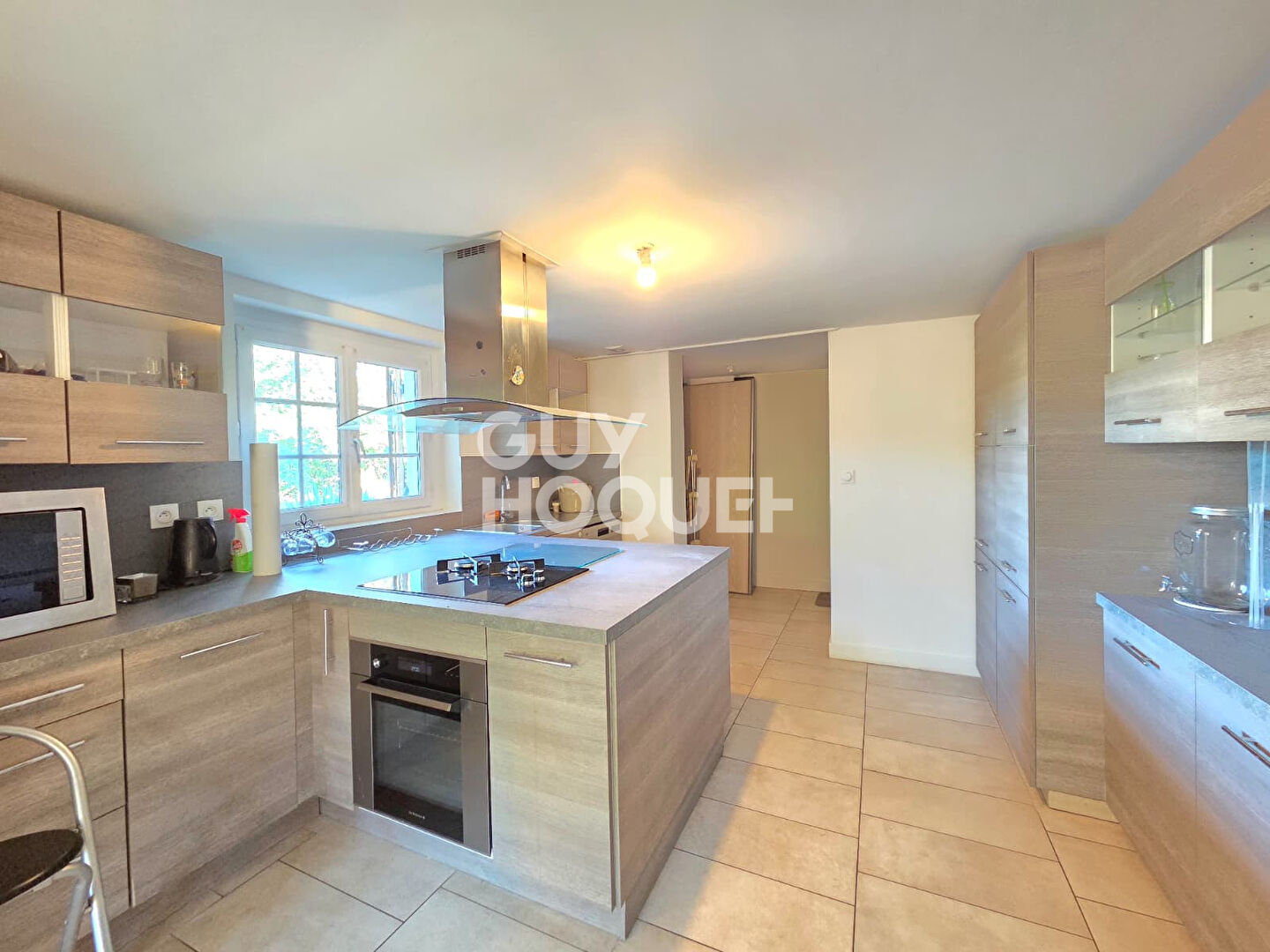 Belle maison familiale 229 m² à Crépieux-la-Pape