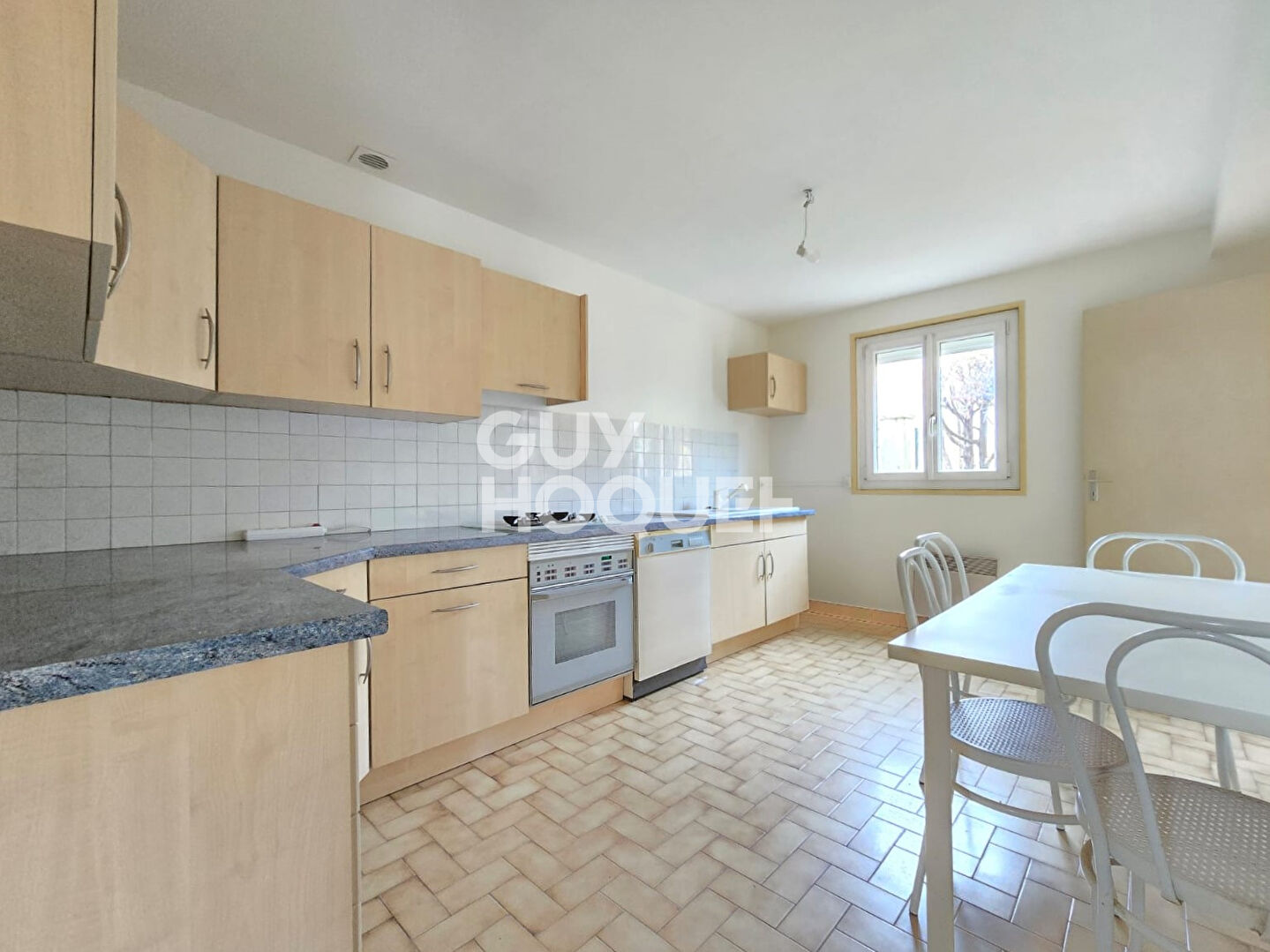 RARE SUR LE SECTEUR - MAISON INDIVIDUELLE AU CALME À VANCIA