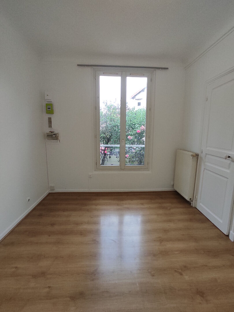 Maison a louer clamart - 3 pièce(s) - 48.69 m2 - Surfyn