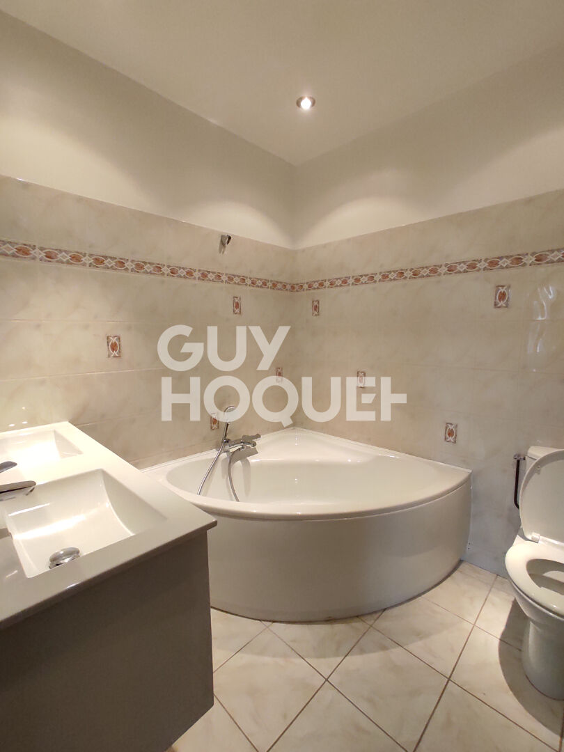 Maison a louer clamart - 3 pièce(s) - 68.94 m2 - Surfyn