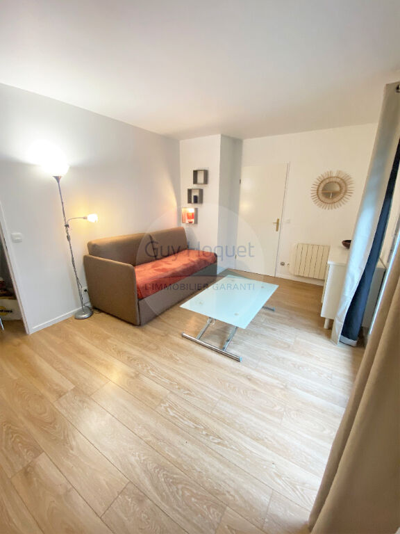 Superbe studio meublé