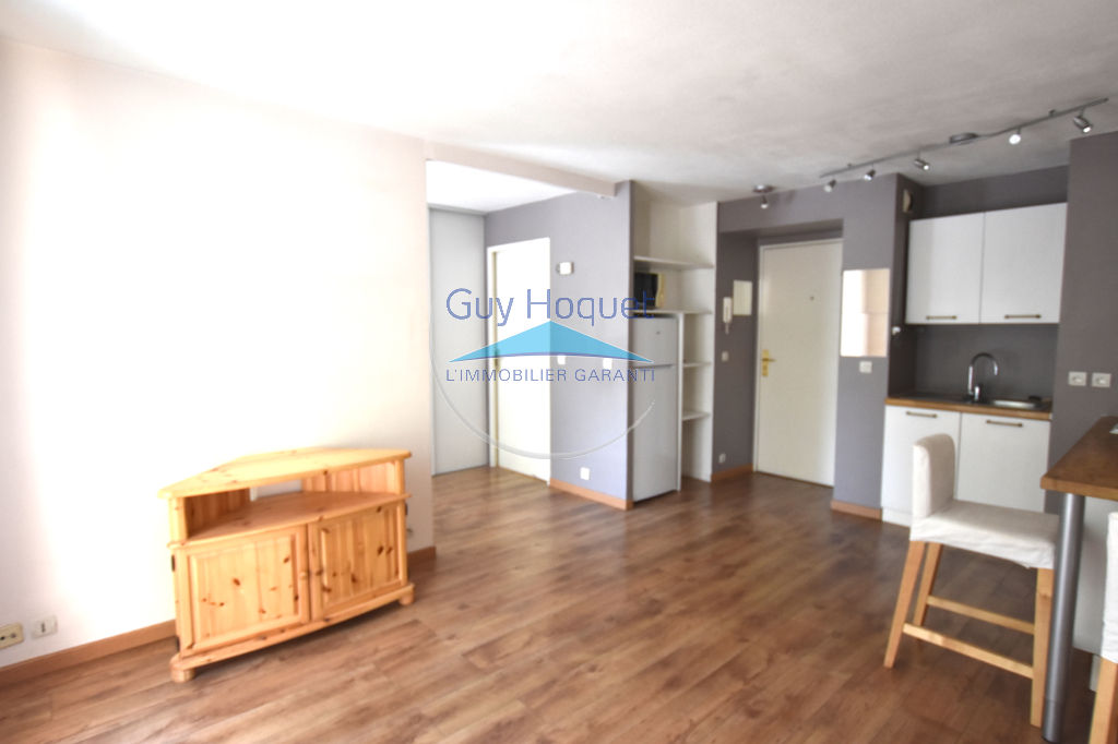 STUDIO MEUBLÉ - MASSY