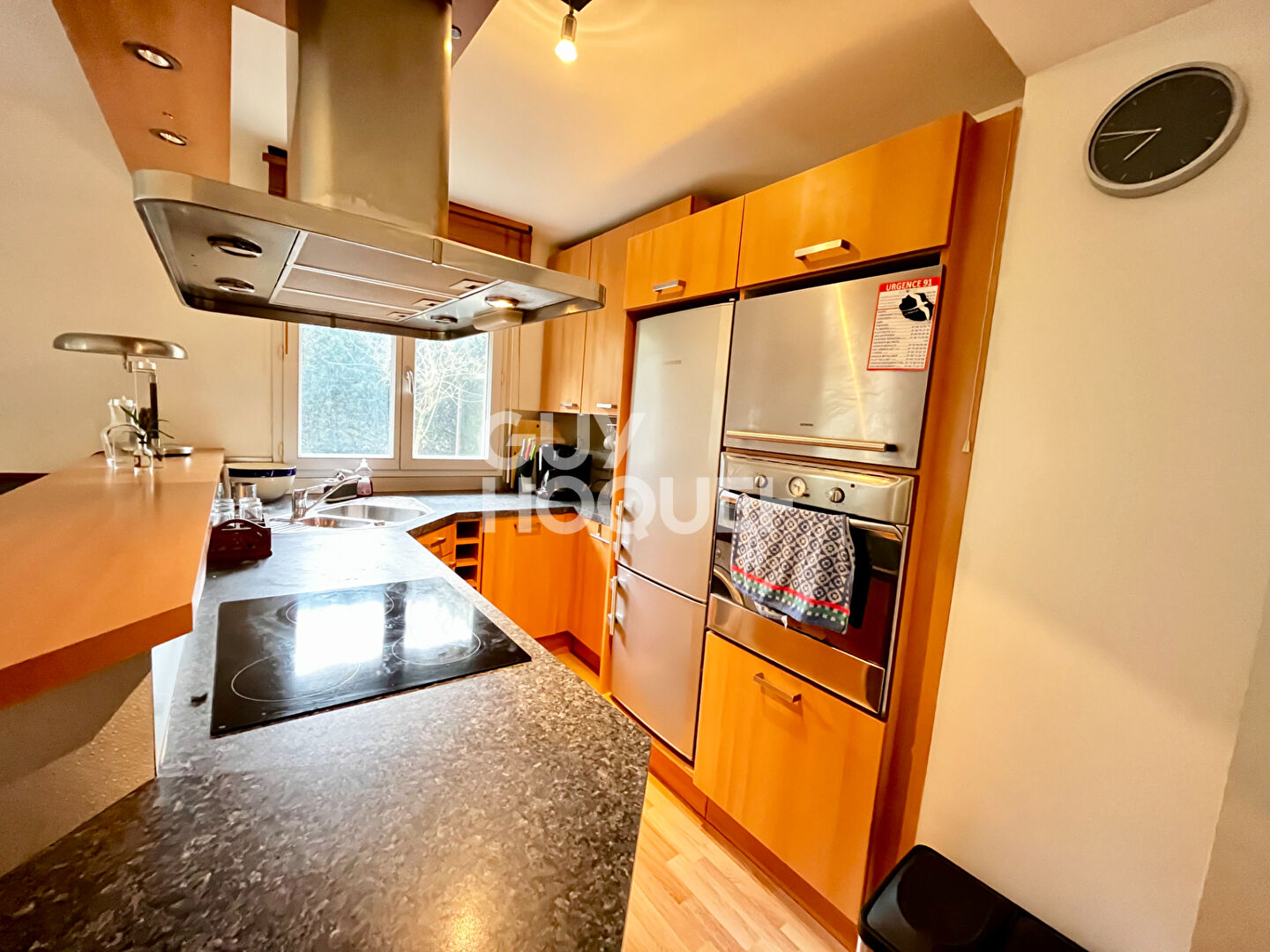 CHARMANT 2 PIECES MEUBLÉ AVEC TERRASSE