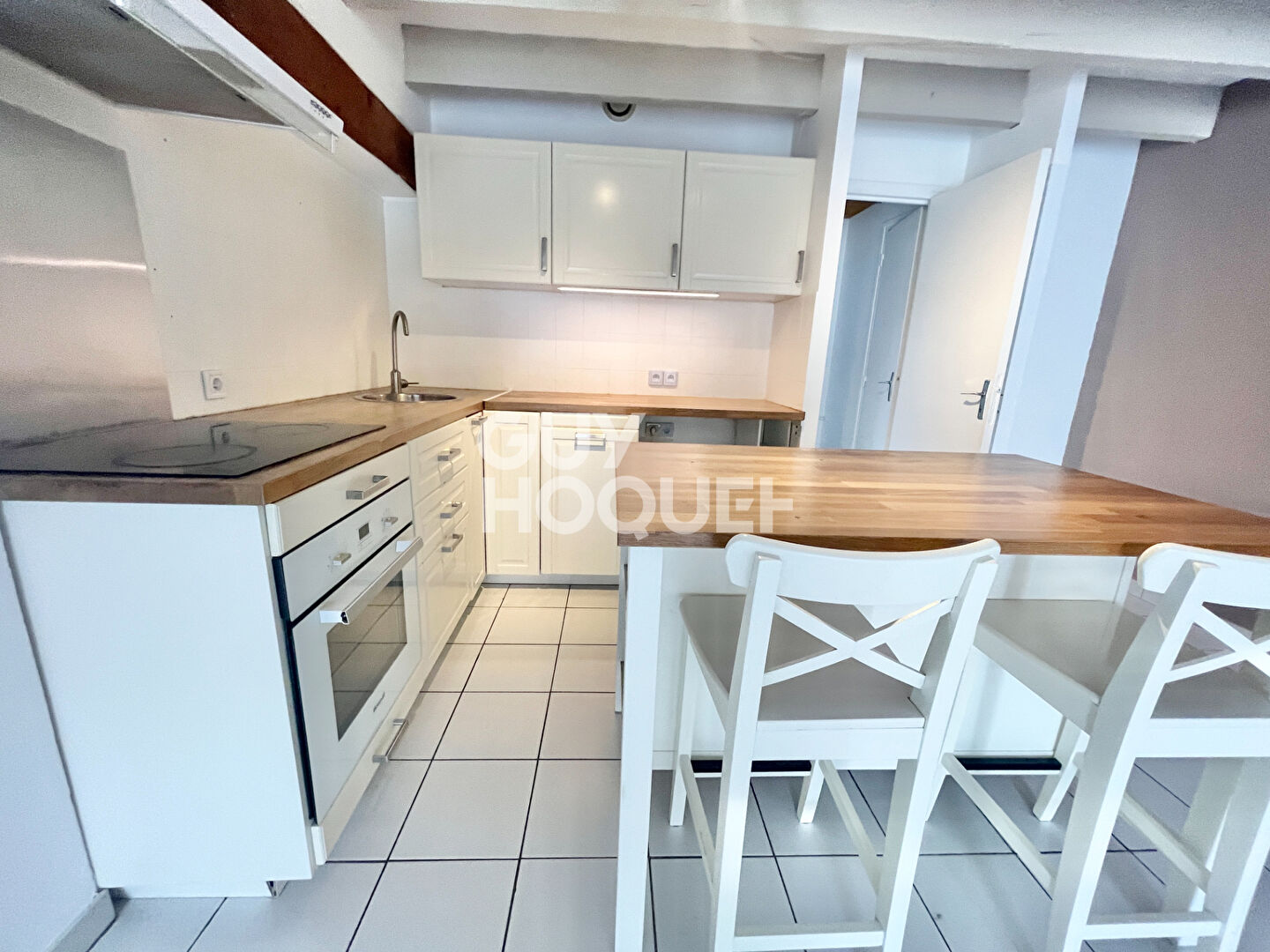 AU COEUR DU CENTRE VILLE - CHARMANT T3