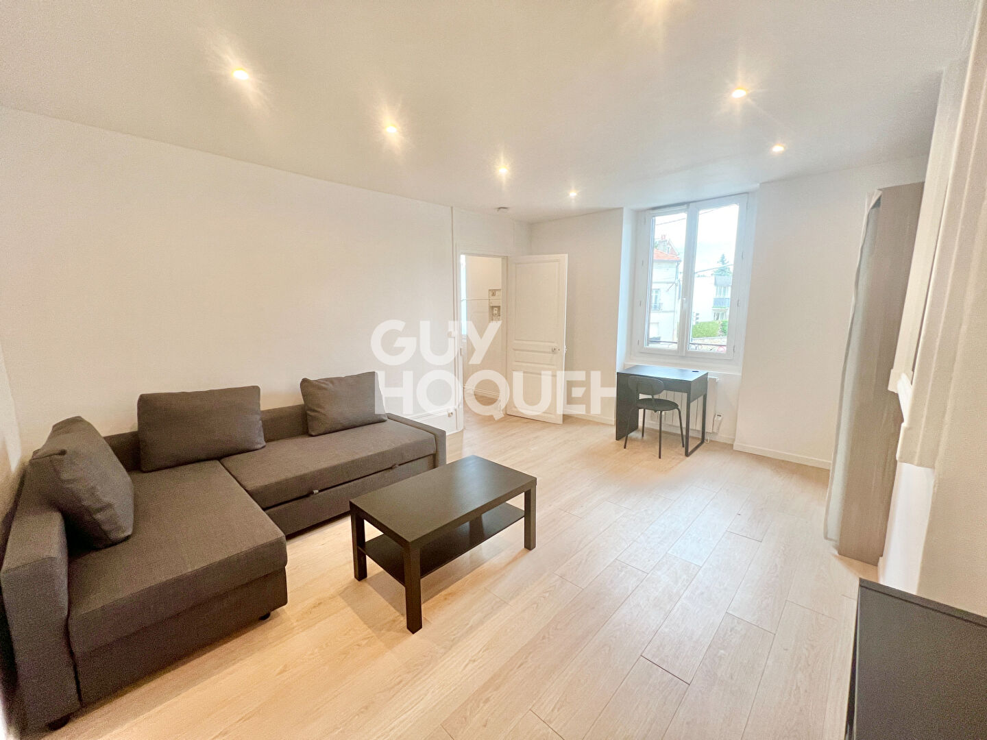 PROCHE GARE F1+ 32 m² MEUBLEE