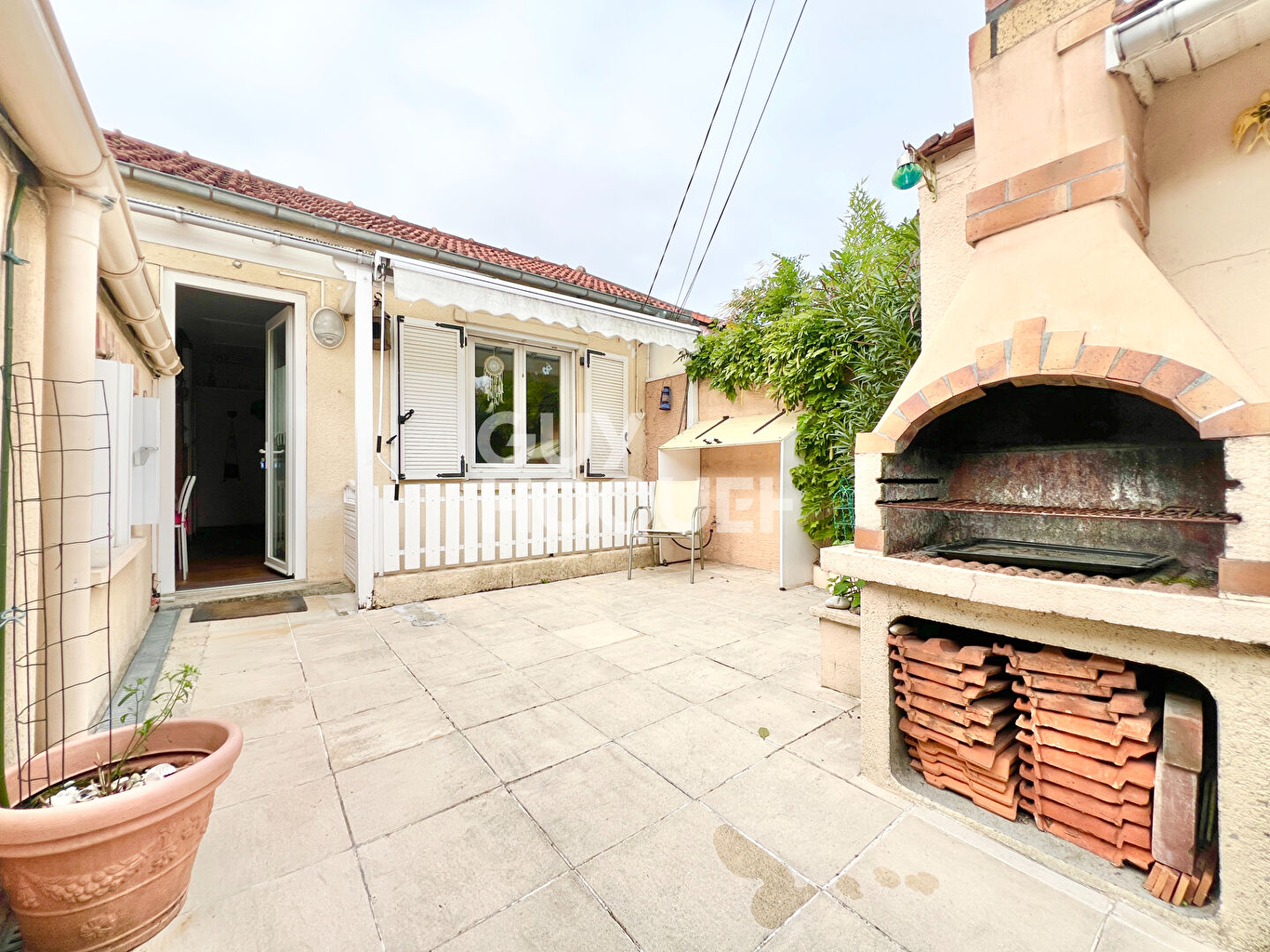 Maison à vendre  au Graviers- 3 pièces avec cour