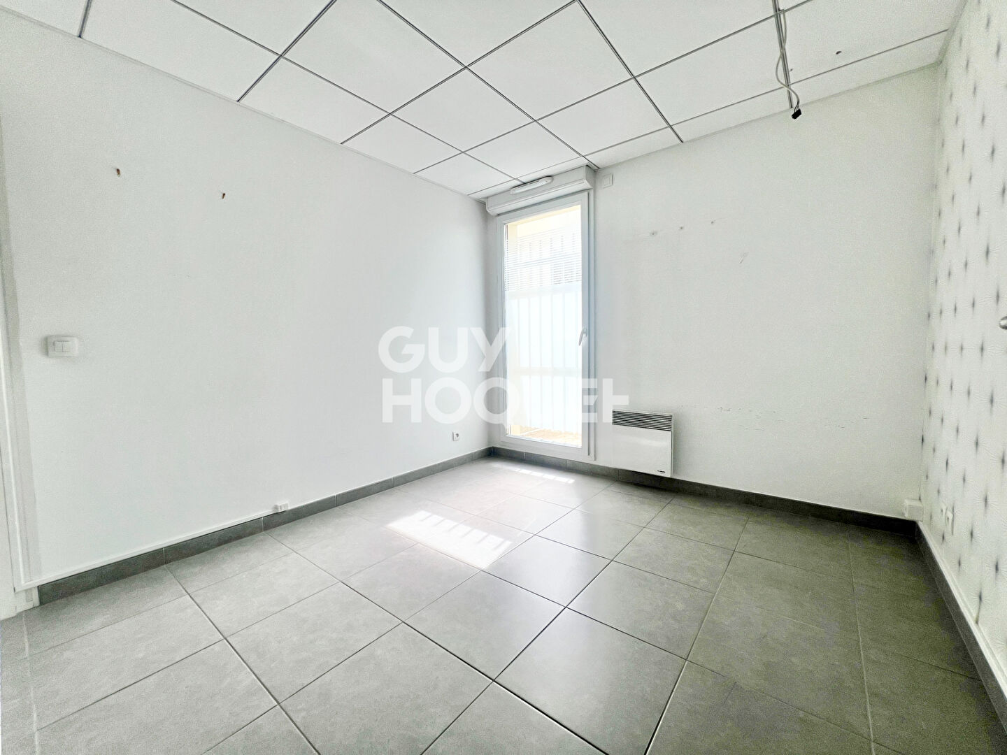 Appartement Massy 5 pièce(s) 103 m2 /À VENDRE / LOCAL PROFESSIONNEL / GRAND APPARTEMENT ? MASSY (91)