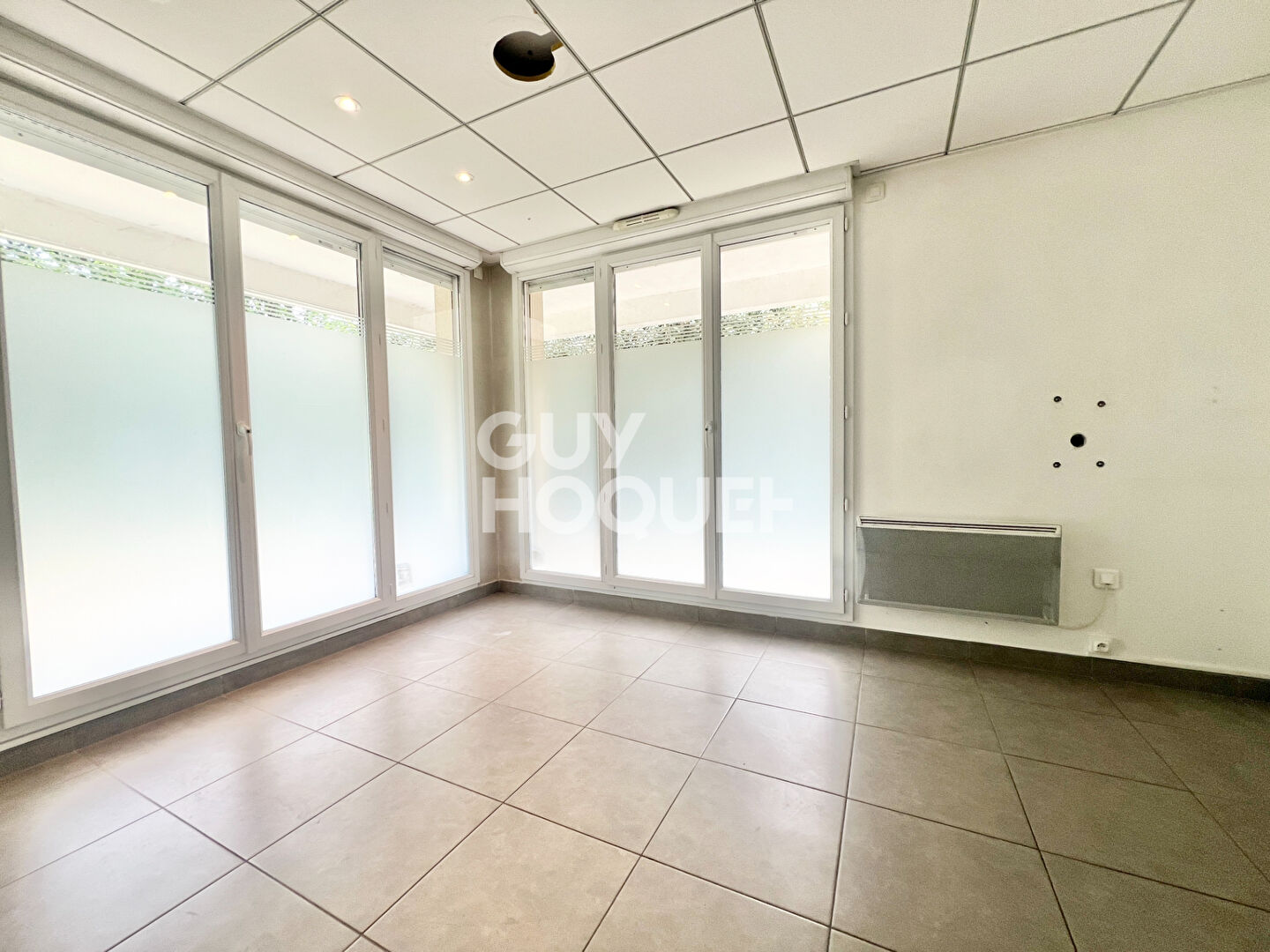 Appartement Massy 5 pièce(s) 103 m2 /À VENDRE / LOCAL PROFESSIONNEL / GRAND APPARTEMENT ? MASSY (91)