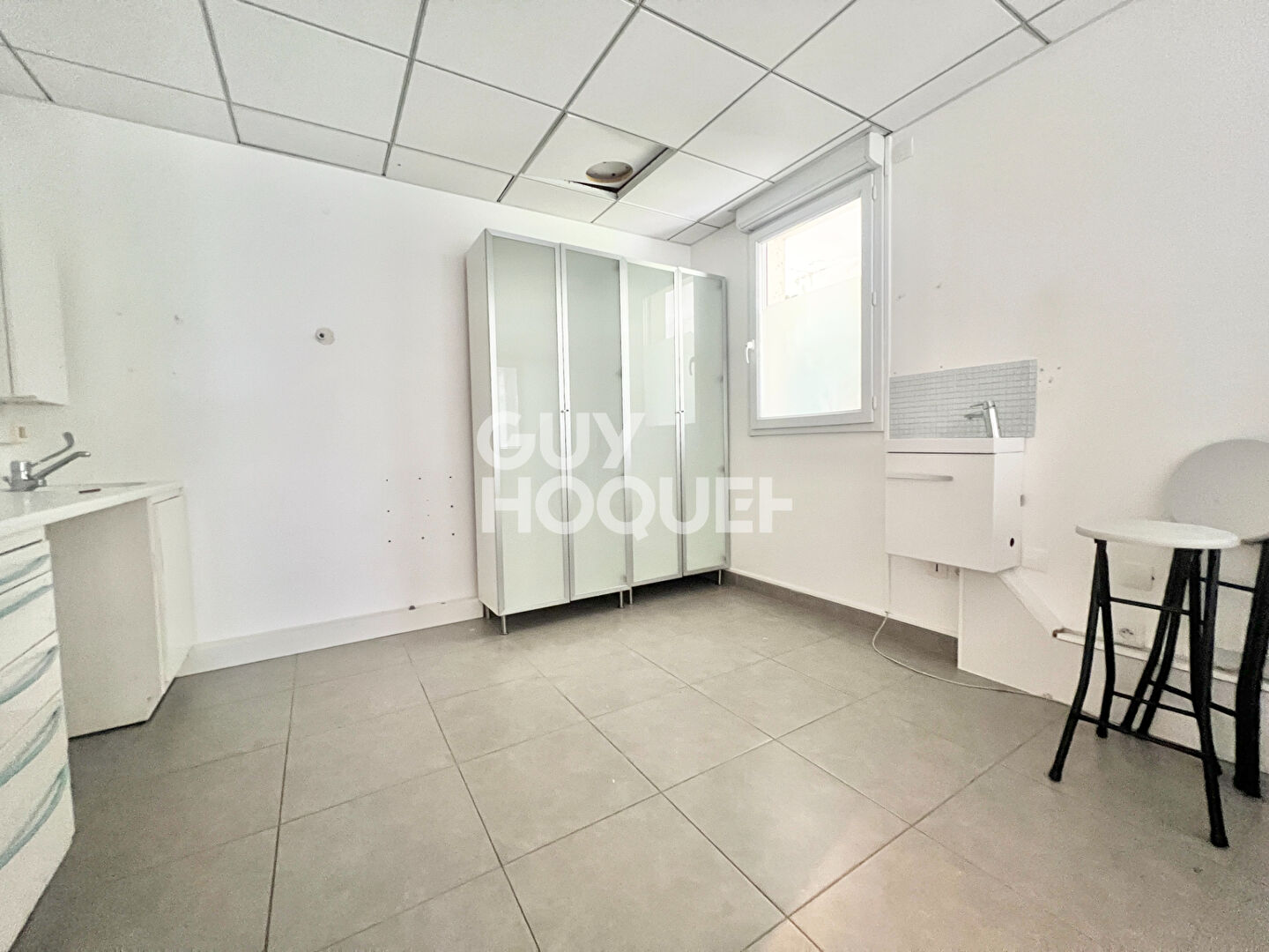 Appartement Massy 5 pièce(s) 103 m2 /À VENDRE / LOCAL PROFESSIONNEL / GRAND APPARTEMENT ? MASSY (91)