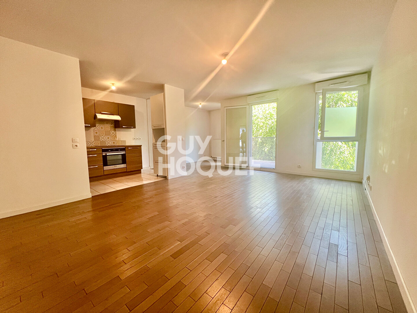 Appartement 5 pièces à vendre en face du parc Ampère