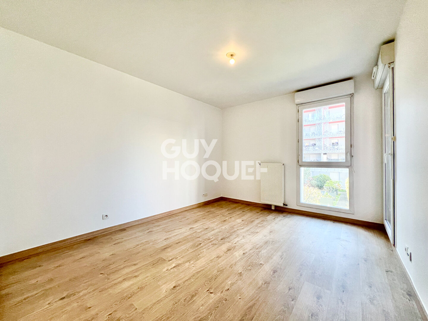 Appartement 5 pièces à vendre en face du parc Ampère