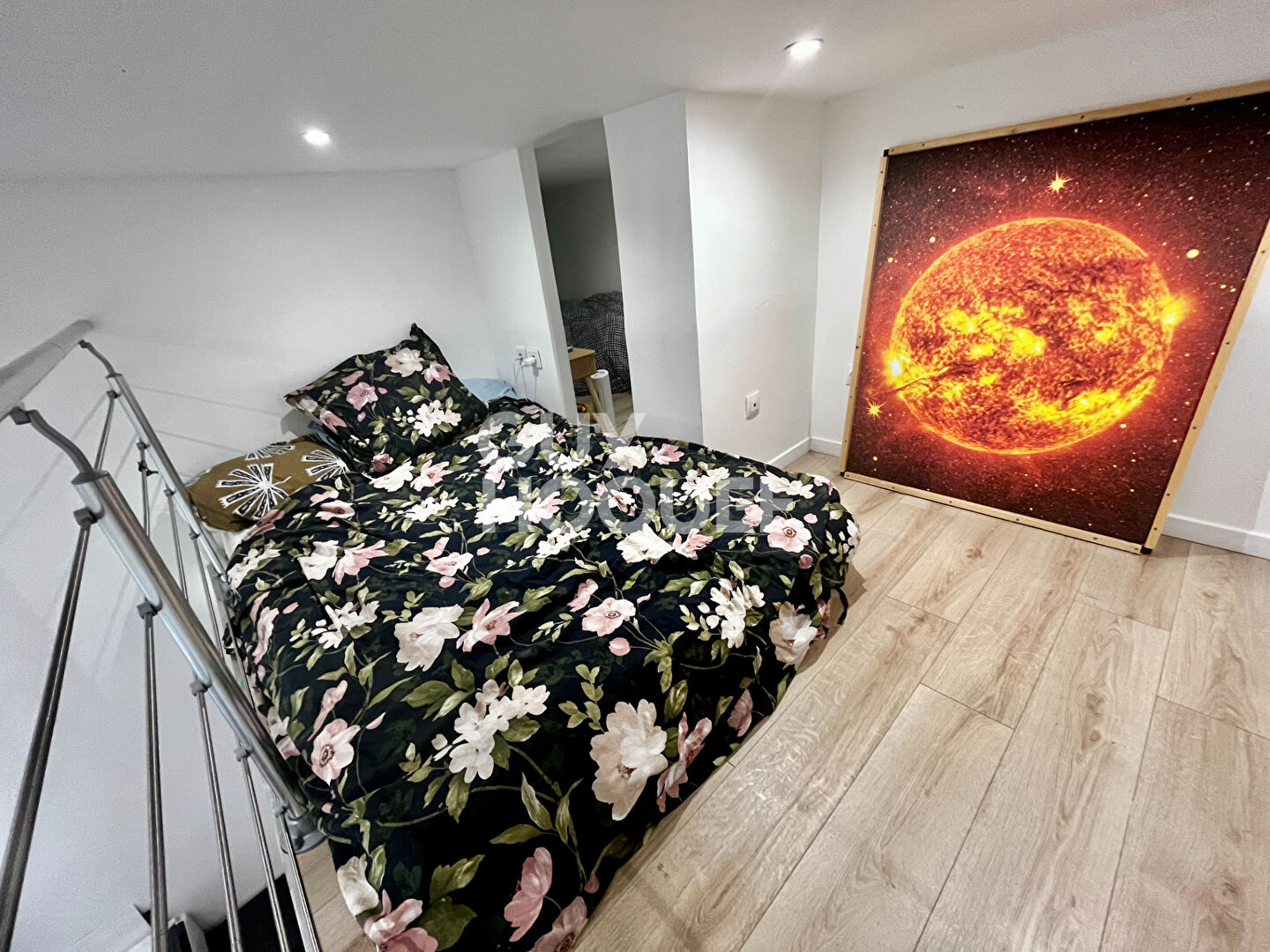 SUPERBE STUDIO +1 MEUBLE AVEC MEZZANINE
