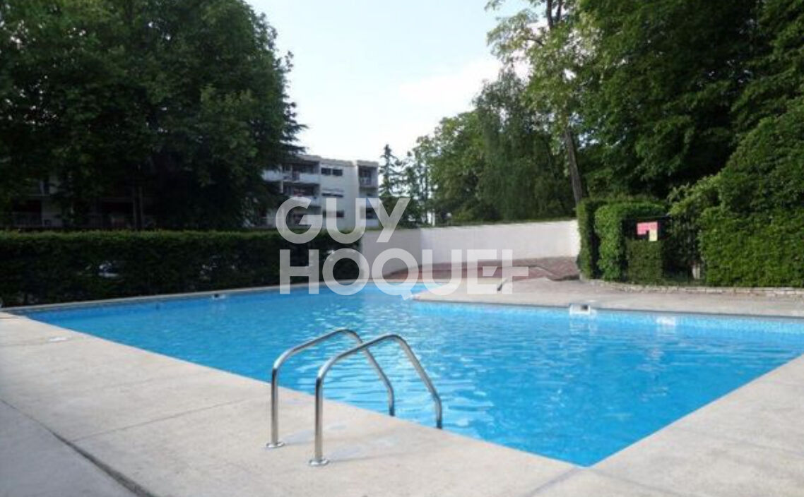 SUPERBE 4 pièces à loué MEUBLÉ à Chilly Mazarin