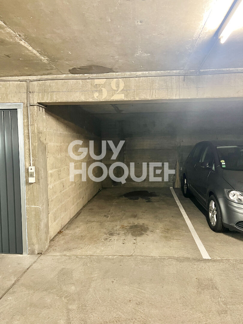 PARKING en sous-sol avec accès sécurisé
