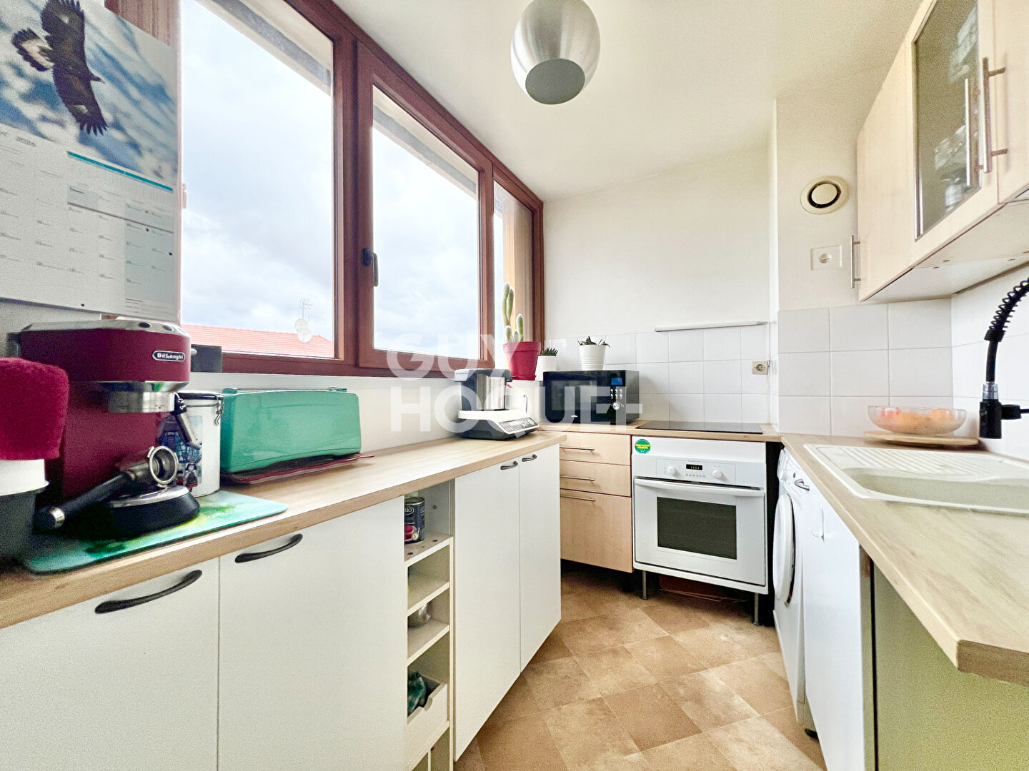 CENTRE-VILLE //APPARTEMENT 4 PIÈCES AU CALME