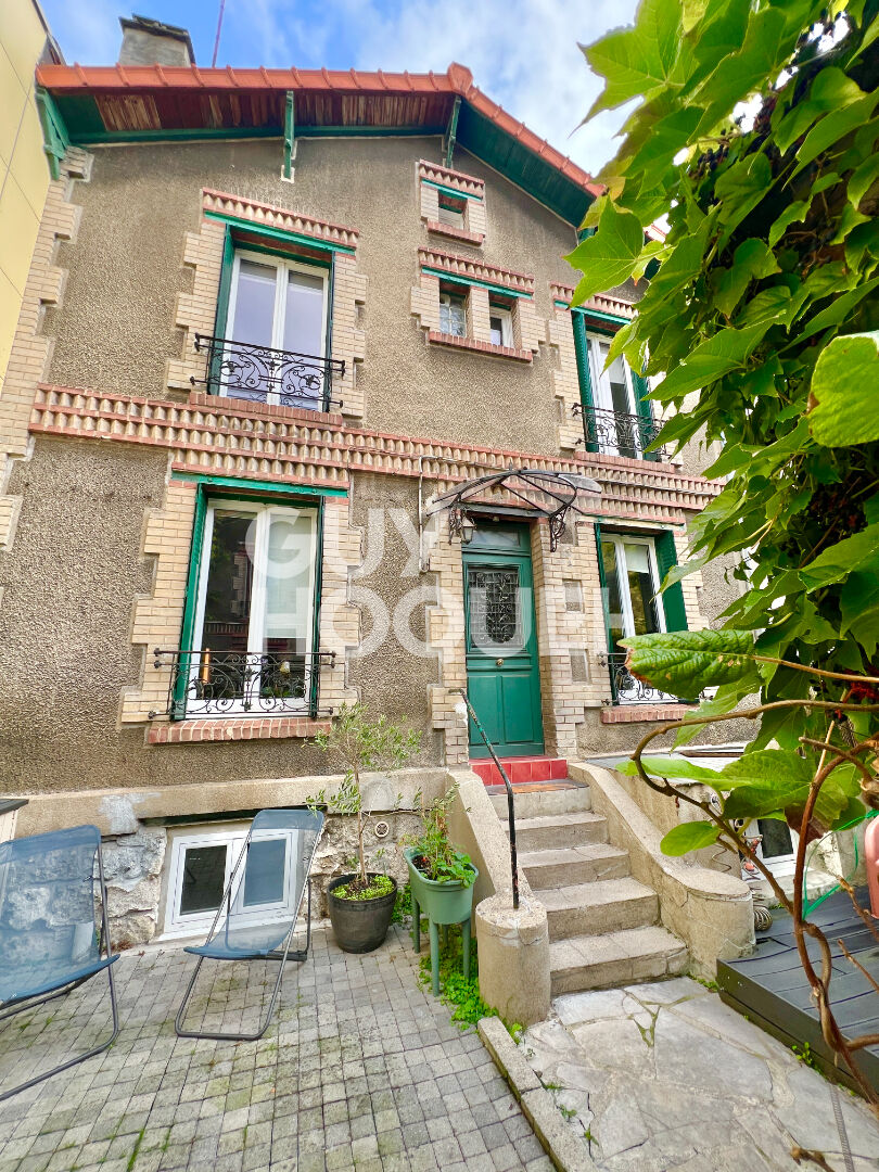 Maison à vendre à Arcueil - 5 pièces, 3 chambres