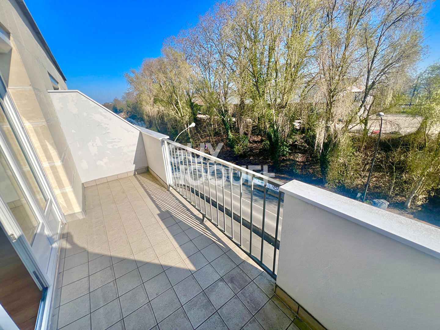 À vendre : STUDIO à Massy - Vilmorin