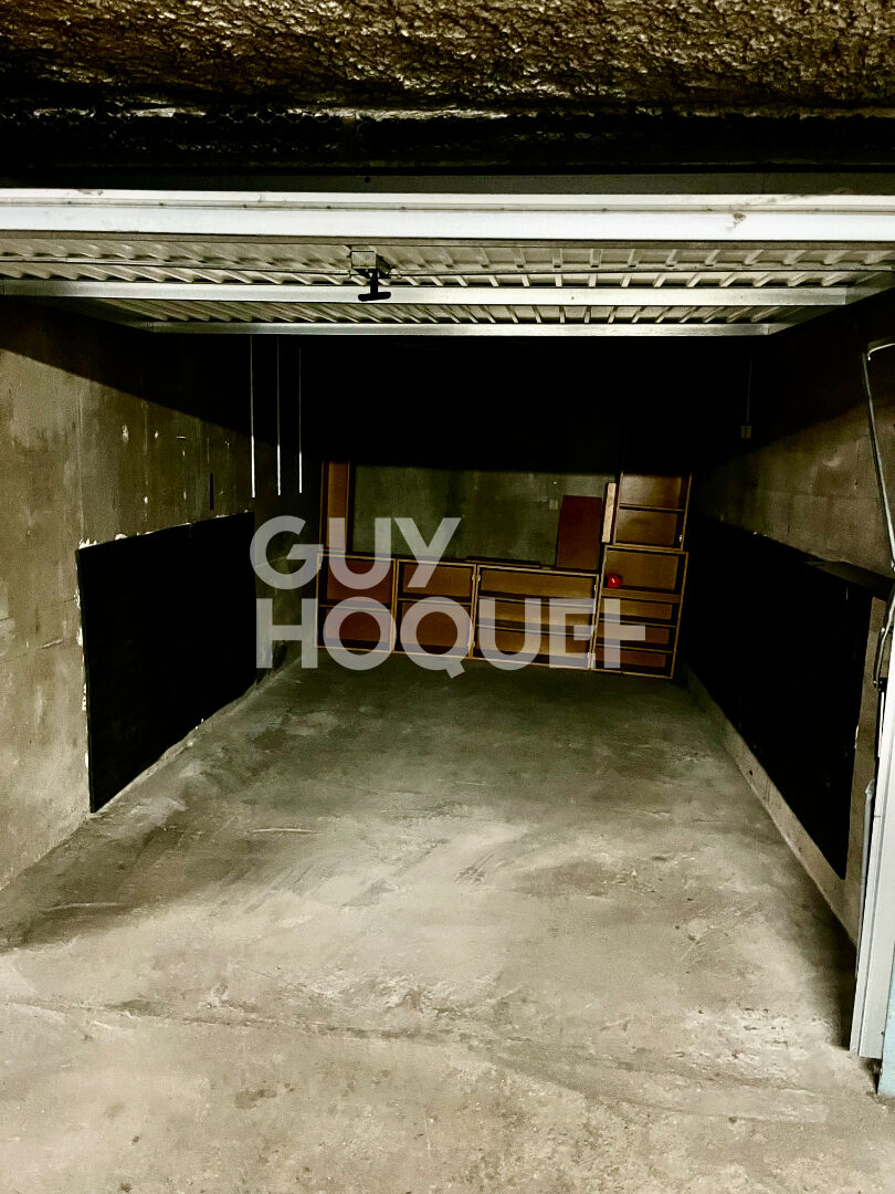 BOX À LOUER DANS LE VIEUX MASSY