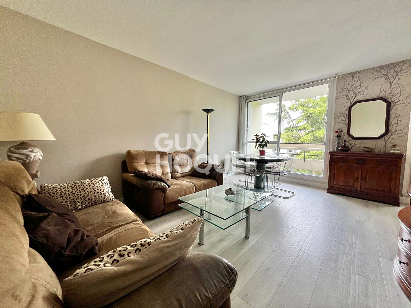 Appartement T4 centre-ville de MASSY.