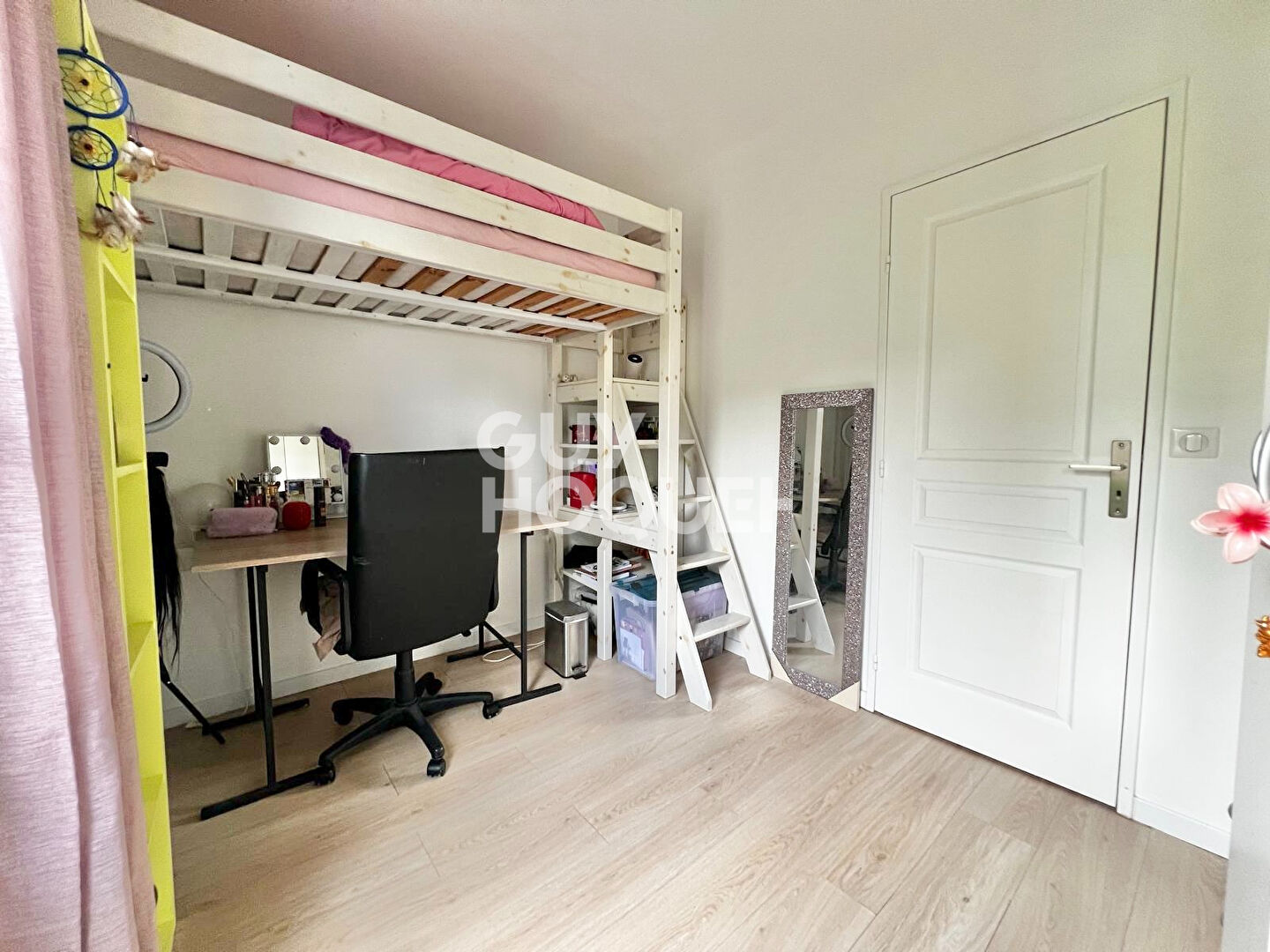 Appartement T4 centre-ville de MASSY.