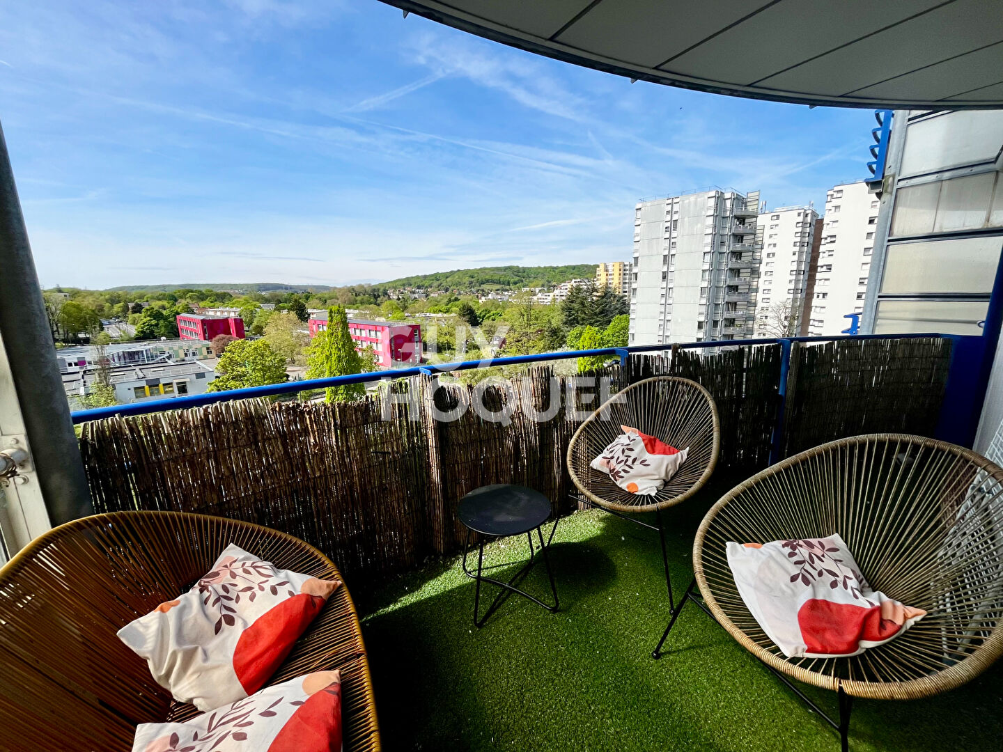 MAGNIFIQUE T2 MEUBLÉ À LOUER