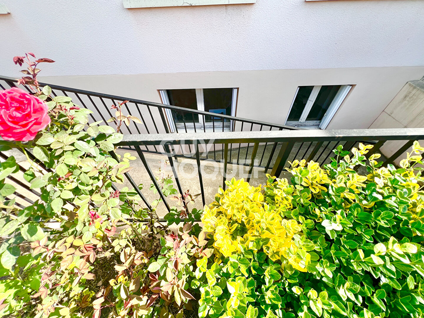 LOCAL CENTRE-VILLE DE  MASSY 36,55 m²