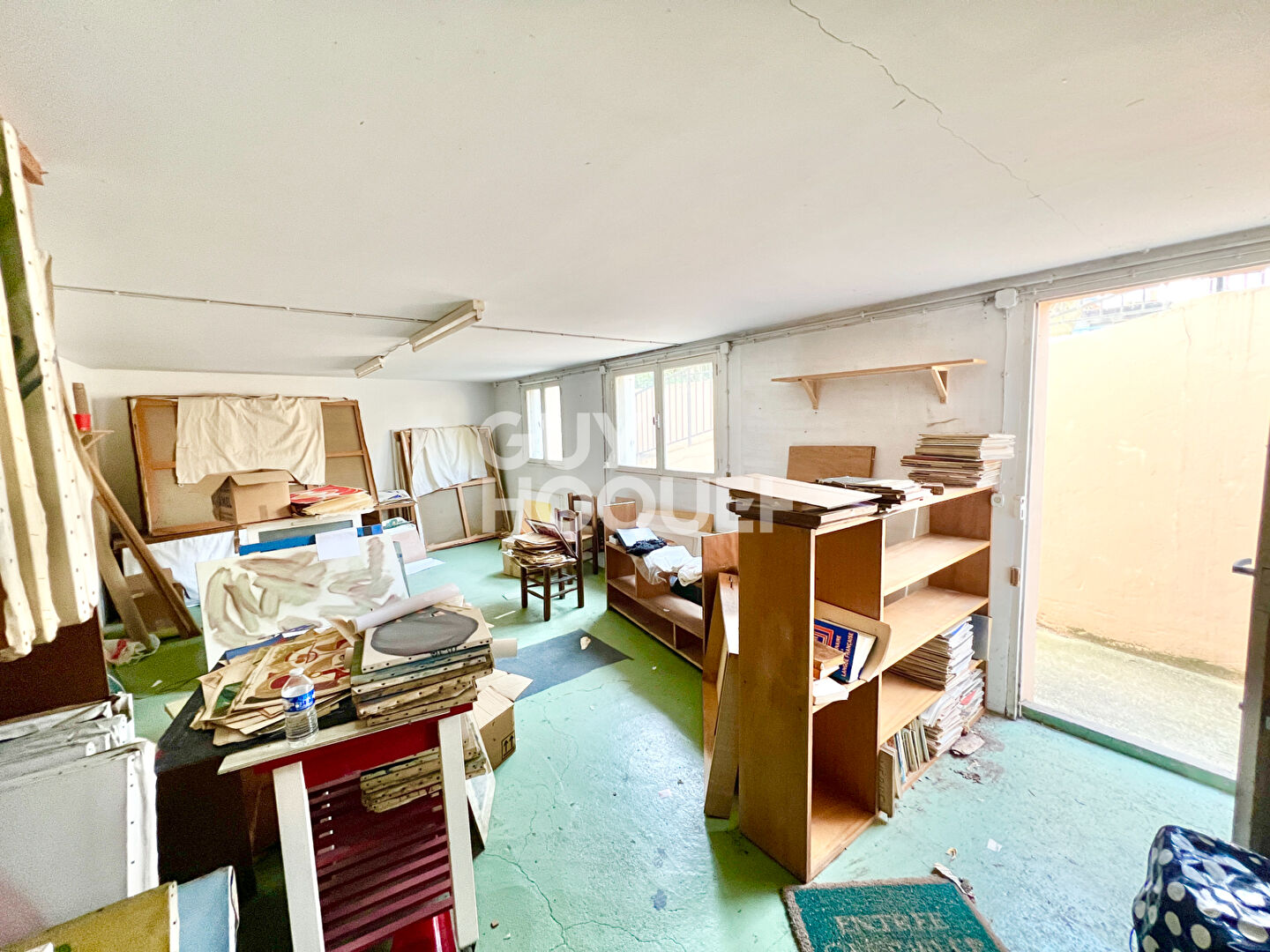 LOCAL CENTRE-VILLE DE  MASSY 36,55 m²