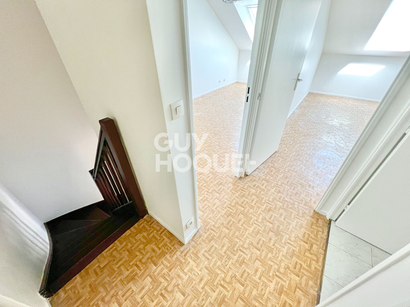 Appartement 3 pièces à vendre à Massy - Vieux Massy, dernier étage avec balcon