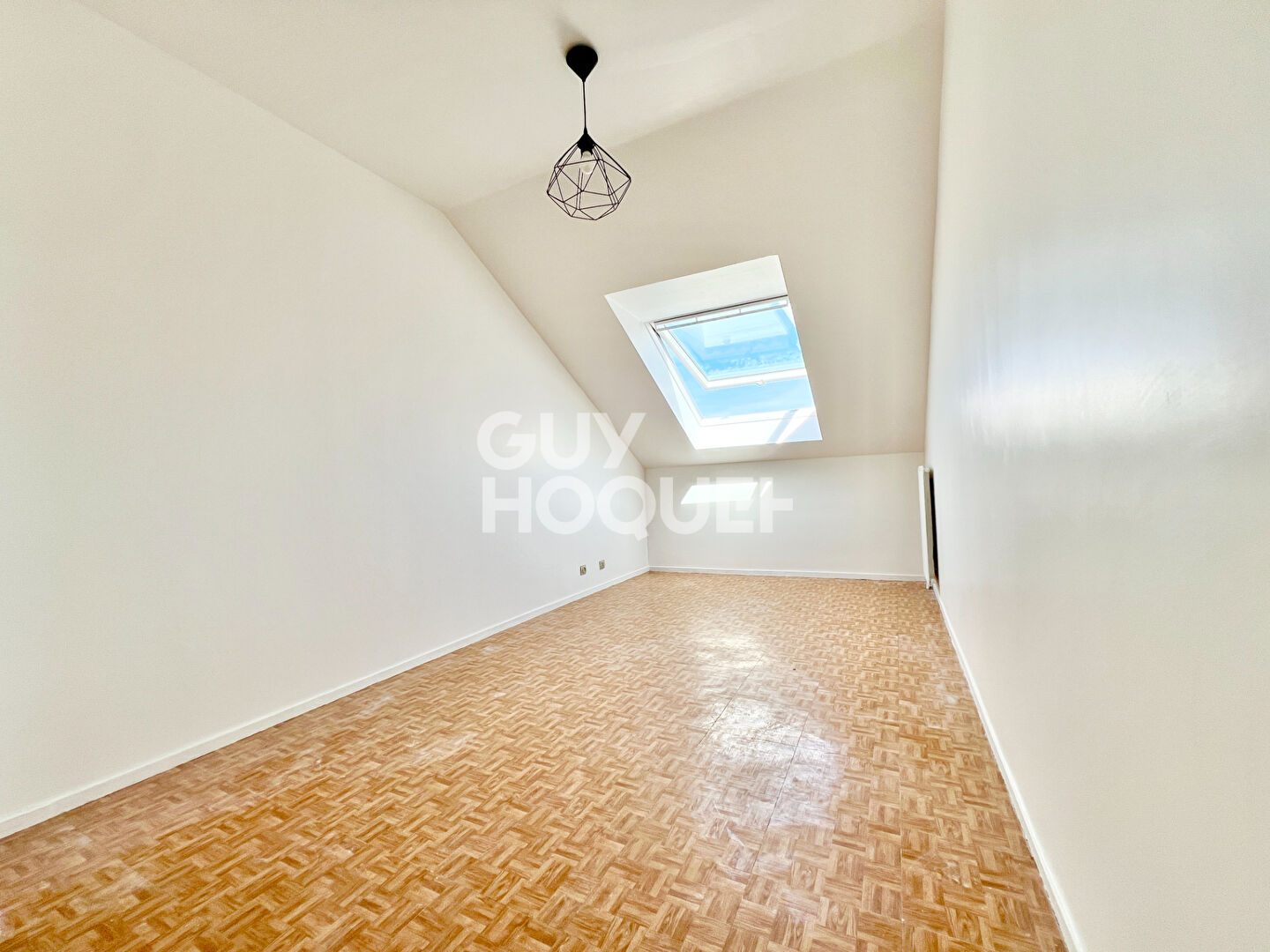 Appartement 3 pièces à vendre à Massy - Vieux Massy, dernier étage avec balcon